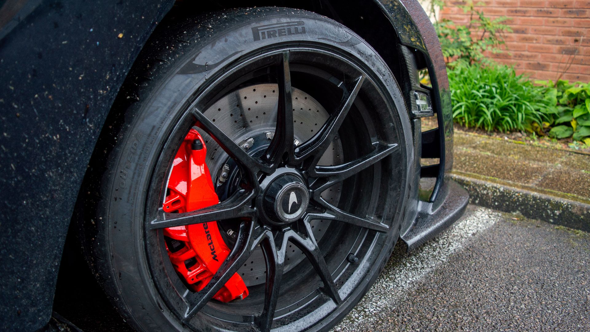 File:McLaren Senna prototype wheel.jpg