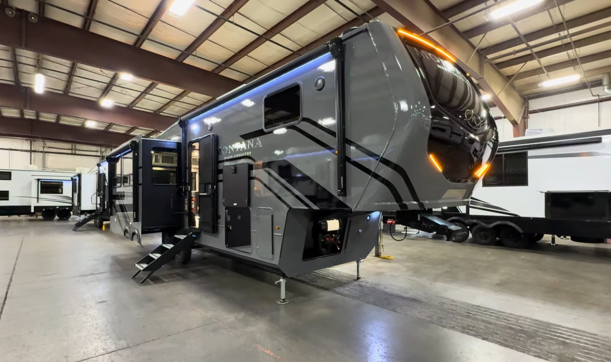 Keystone Montana High Country 295RL