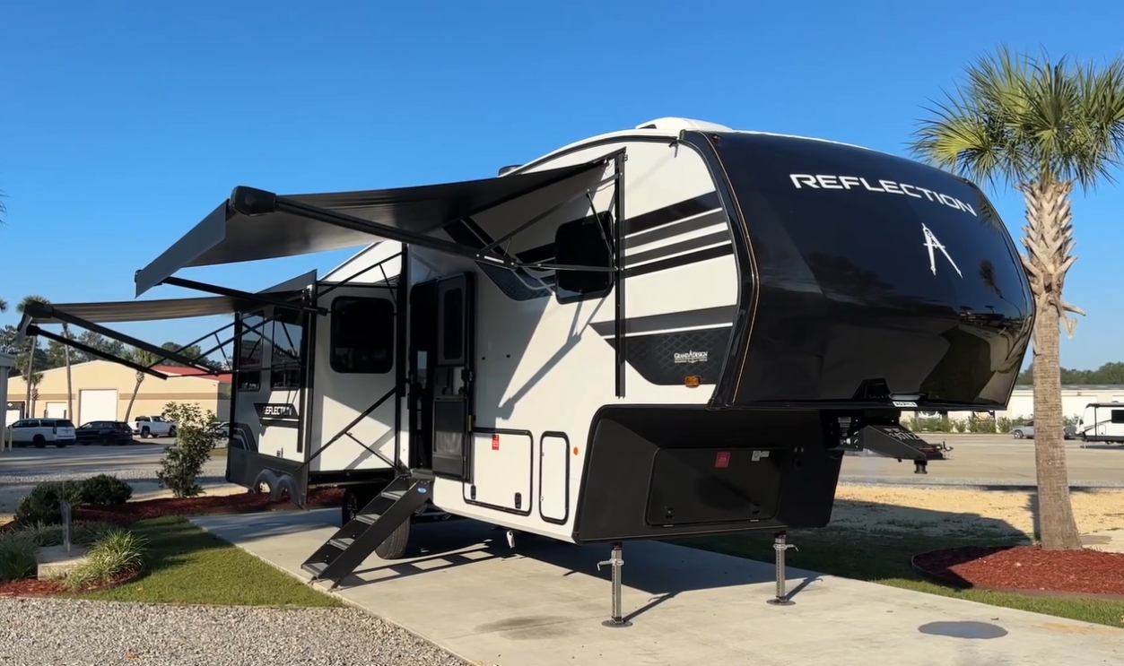 Grand Design Reflection 303RLS