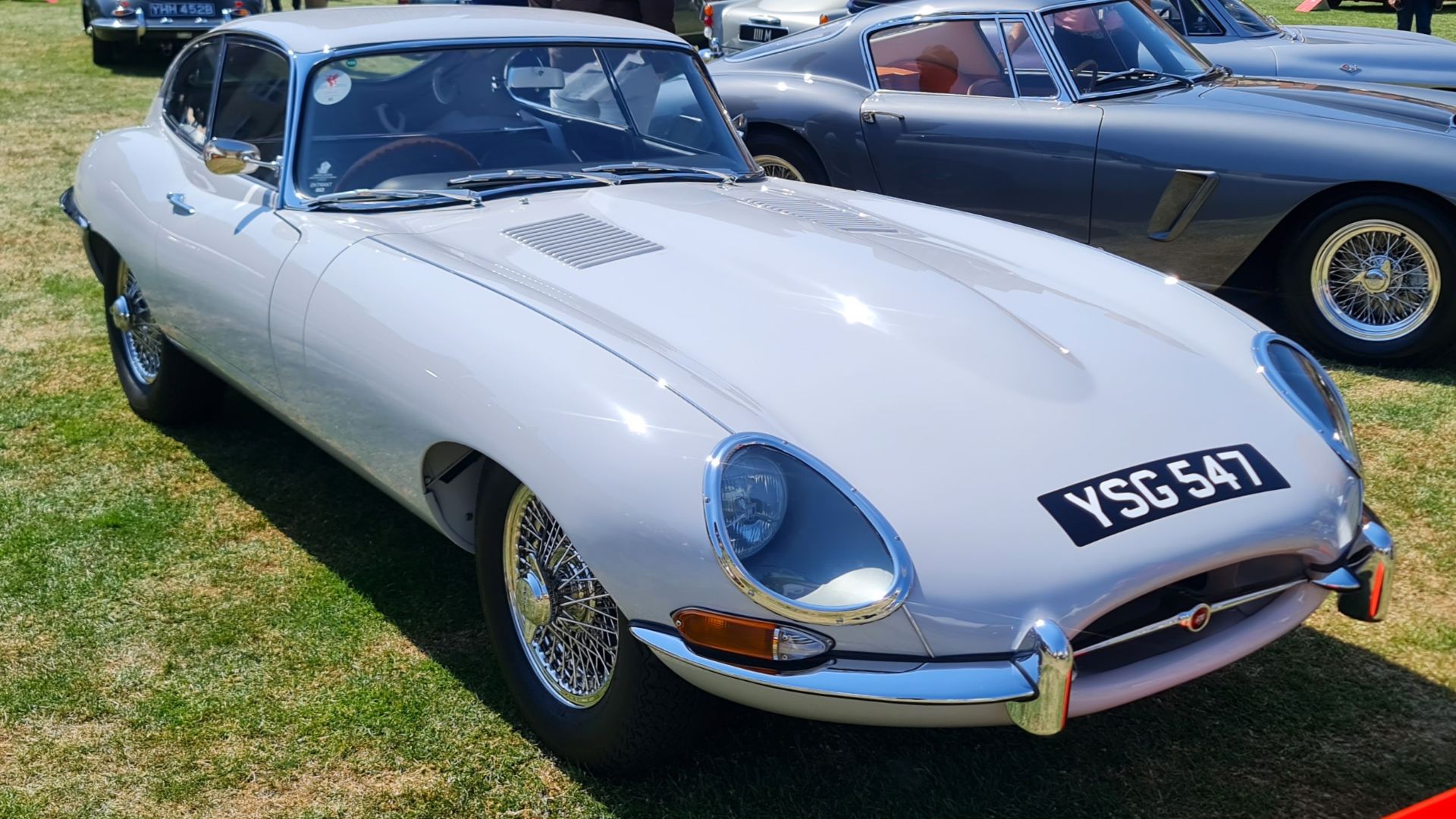 File:1961 Jaguar E-Type Series 1 HCC23.jpg