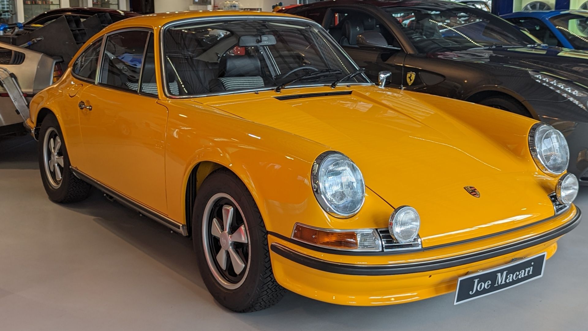 File:Porsche 911 (35693).jpg