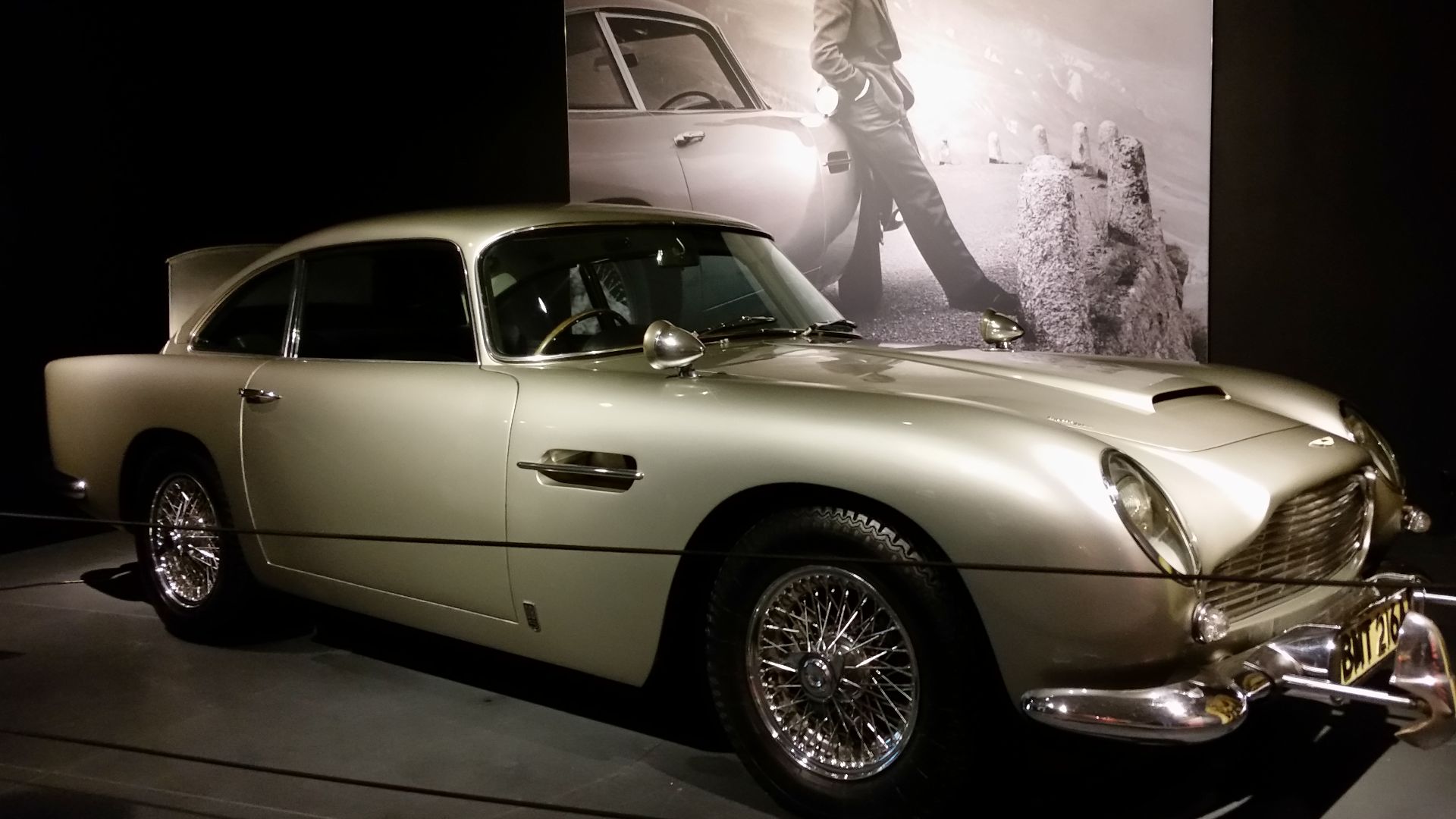 File:1964 Aston Martin DB5 at the Louwen Museum.jpg