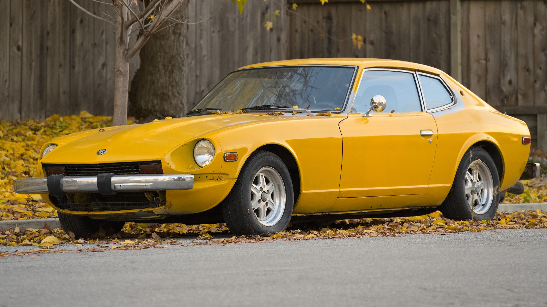 File:Yellow Datsun 240Z dllu.jpg