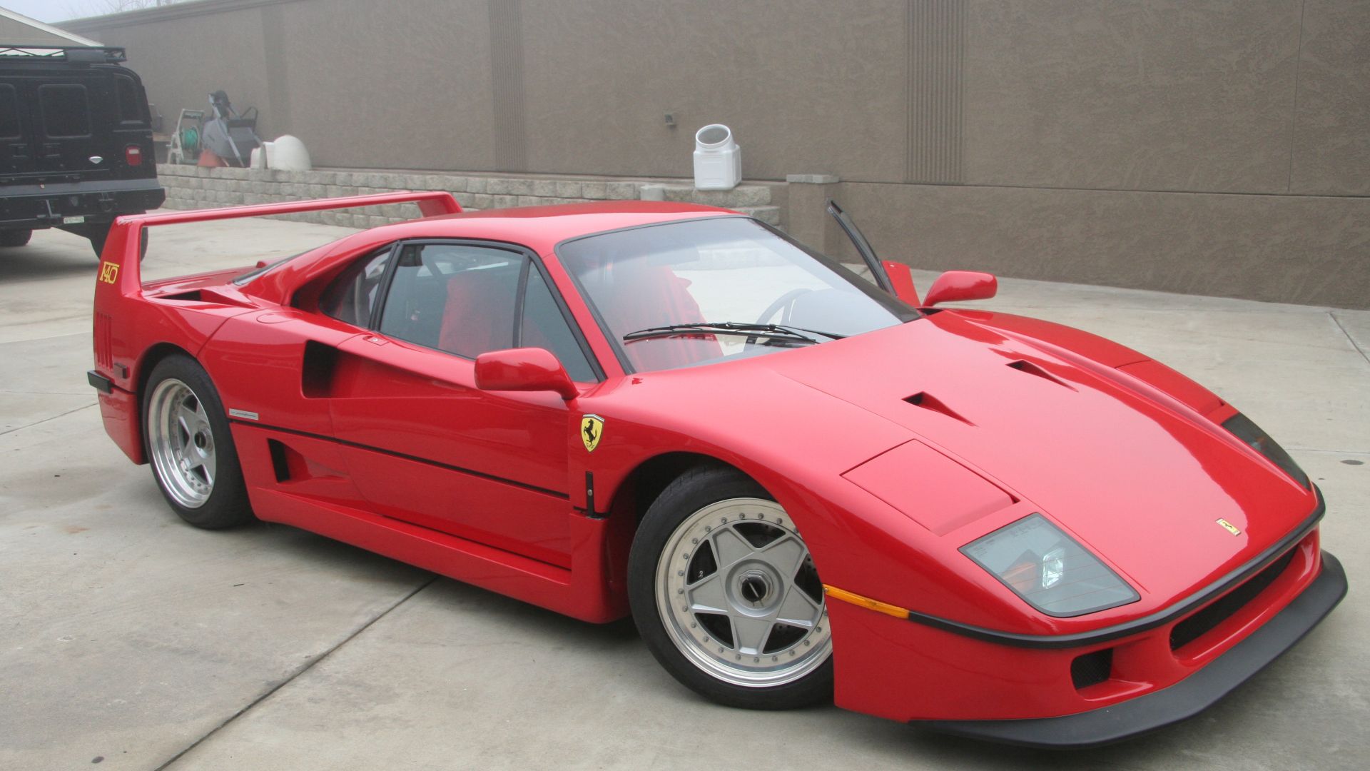 File:Ferrari F40 side.JPG