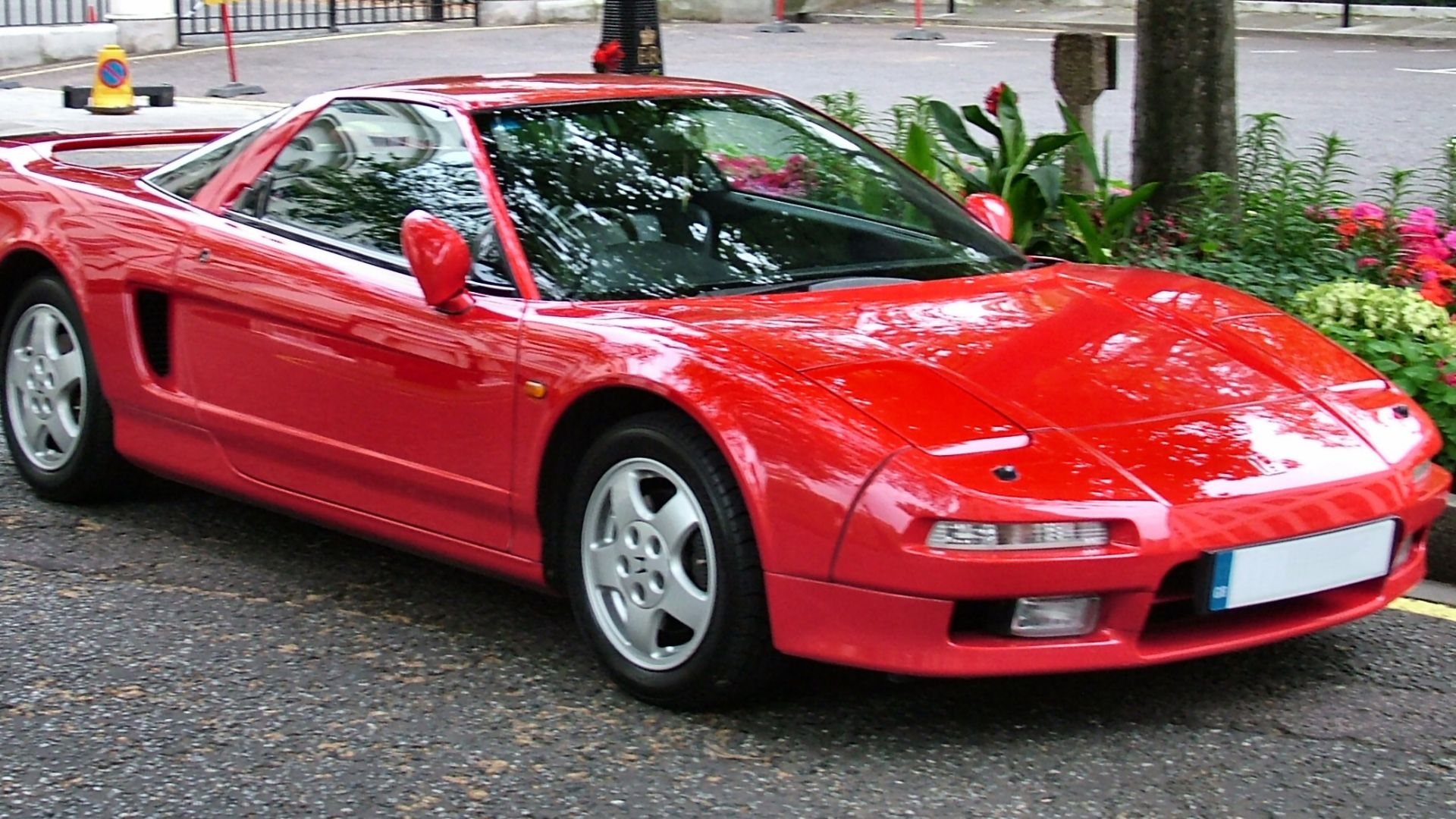 File:Honda NSX red.jpg