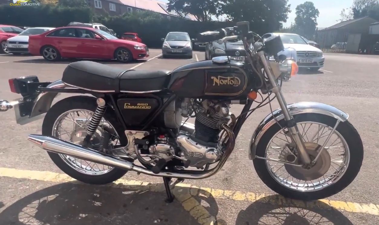 Norton Commando 850 (1973)