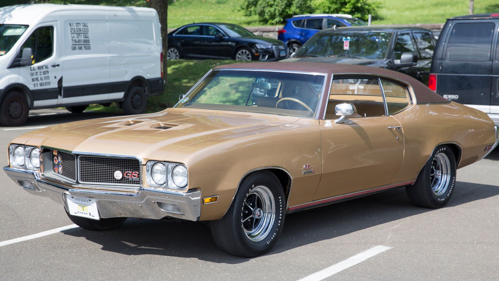 File:1970 Buick GS 455 Stage 1 in Desert Gold, front left 2.jpg