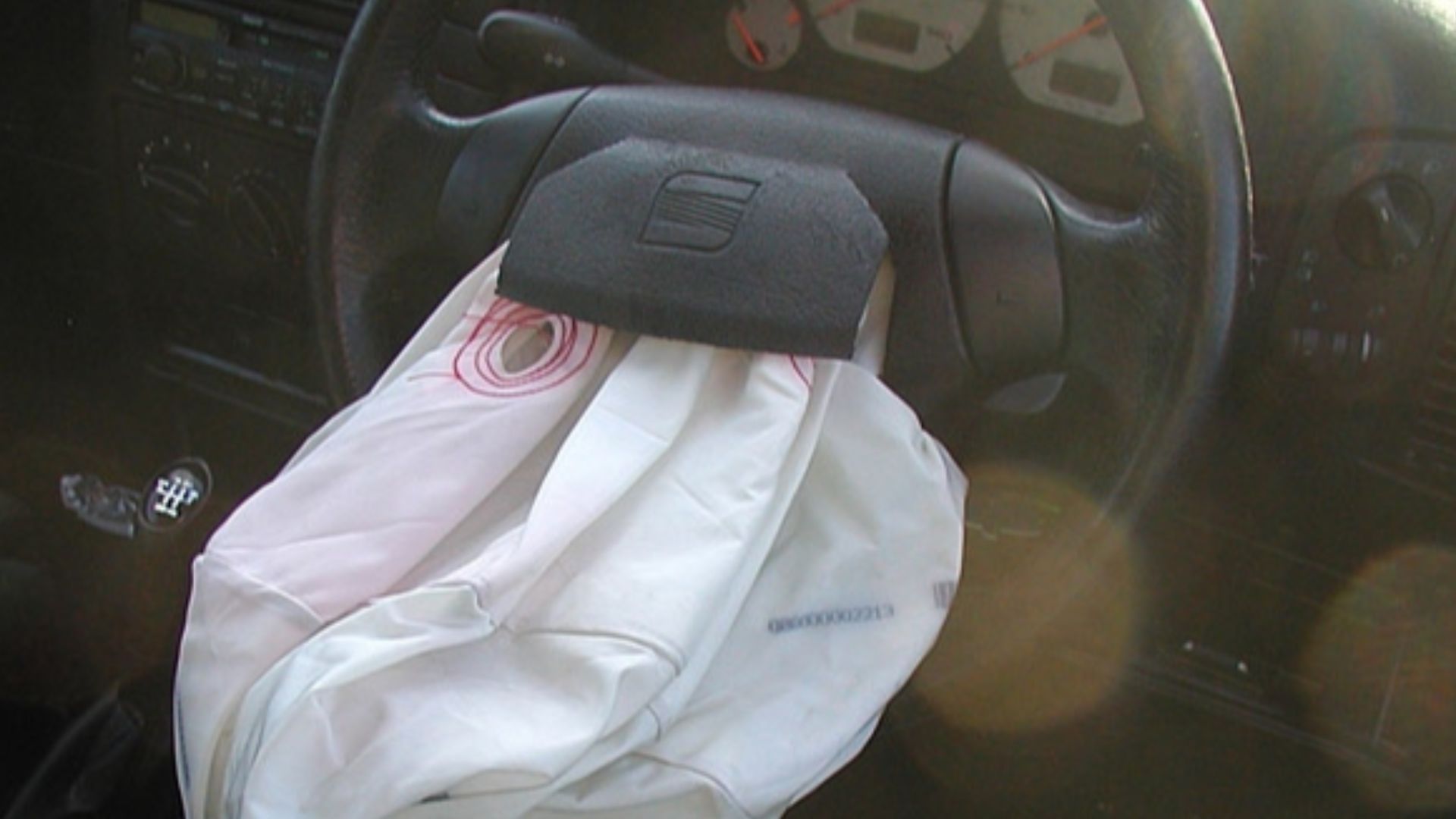 File:Airbag SEAT Ibiza.jpg