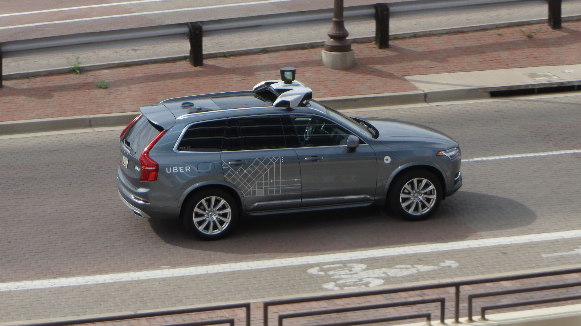File:Uber testing self-driving car (32985799932).jpg
