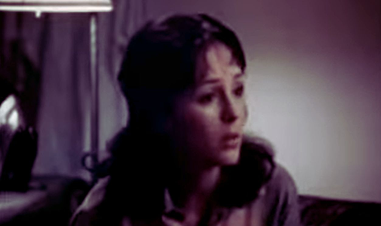 Screenshot from Heart Like a Wheel (1983)