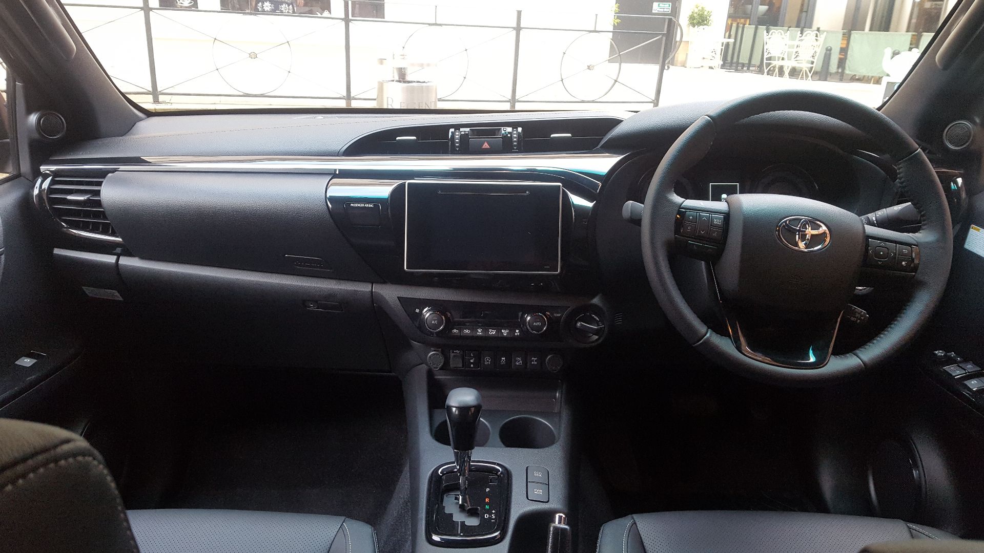 File:2018 Toyota HiLux Invincible X facelift Interior.jpg