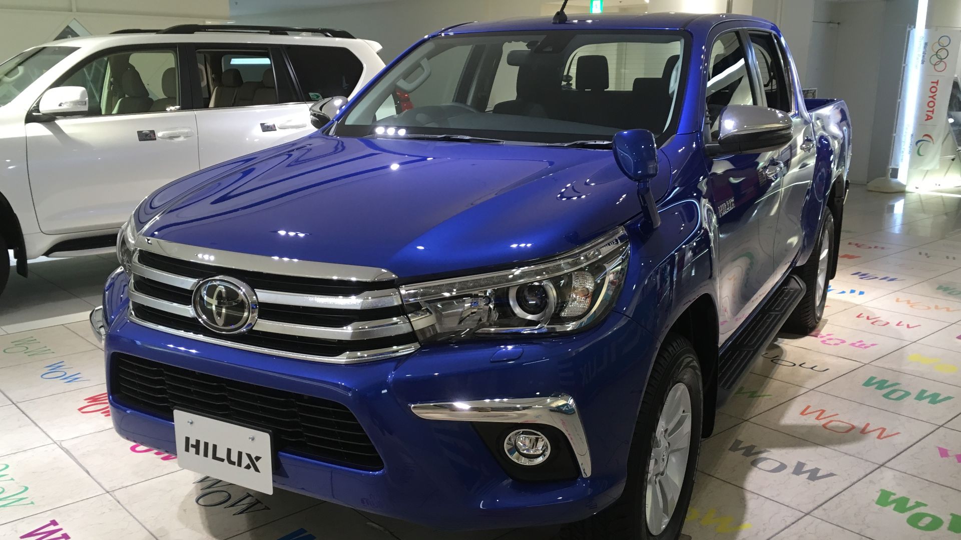 File:Toyota hilux 2017 japan.jpg