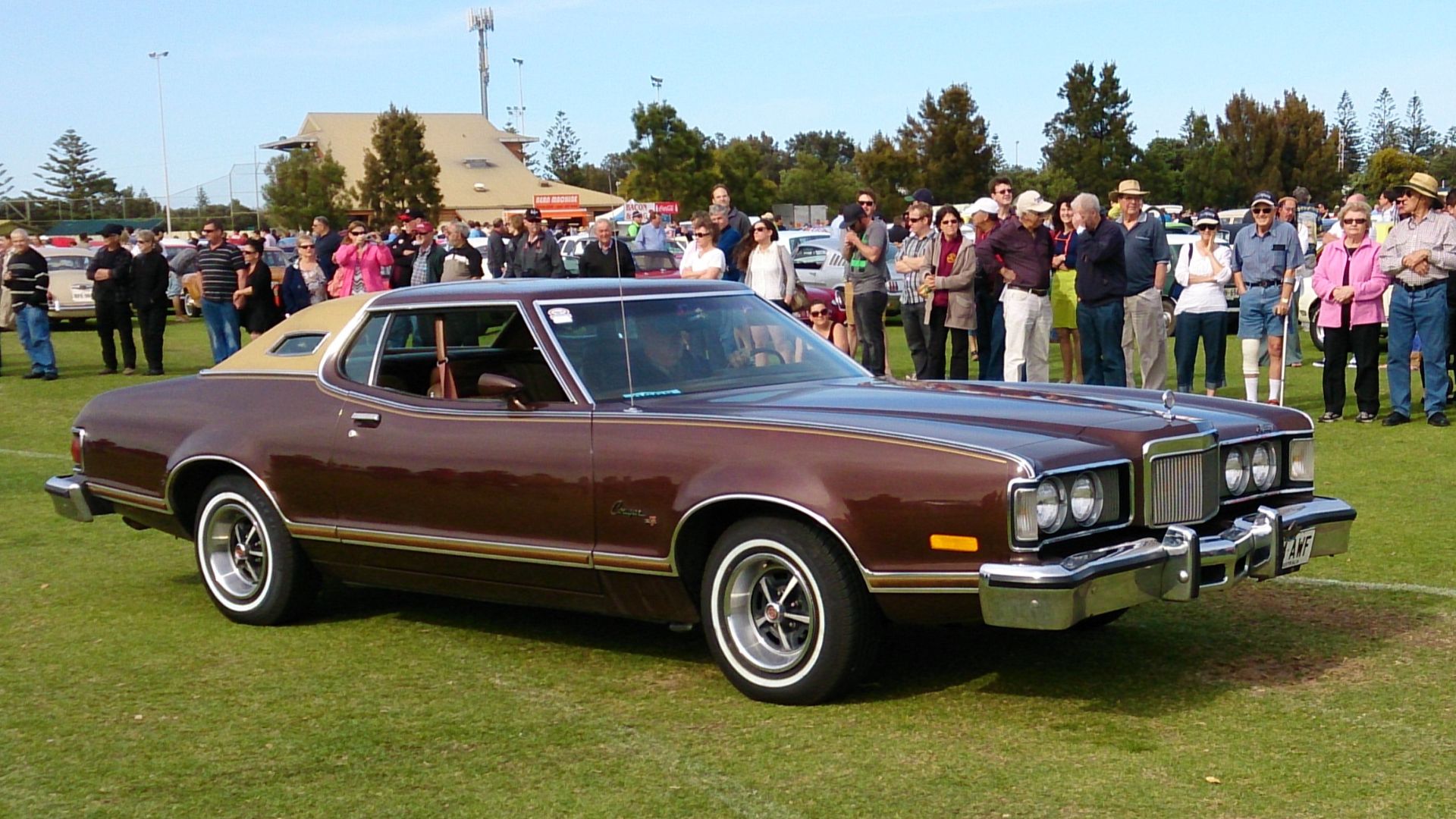 File:Mercury Cougar XR-7 2-Door Hardtop.jpg