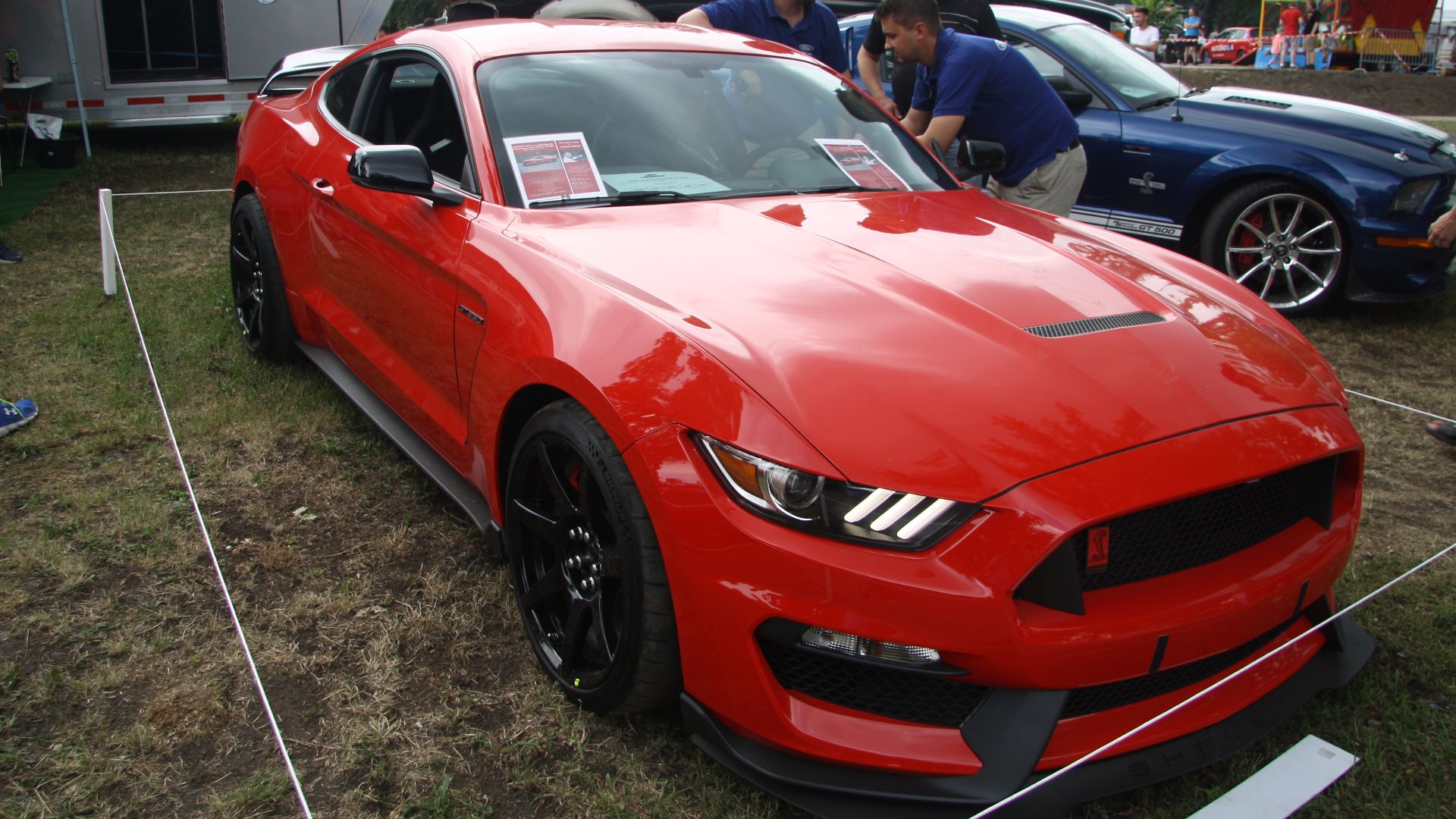 File:Ford Mustang Shelby GT350R at Legendy 2018 in Prague.jpg