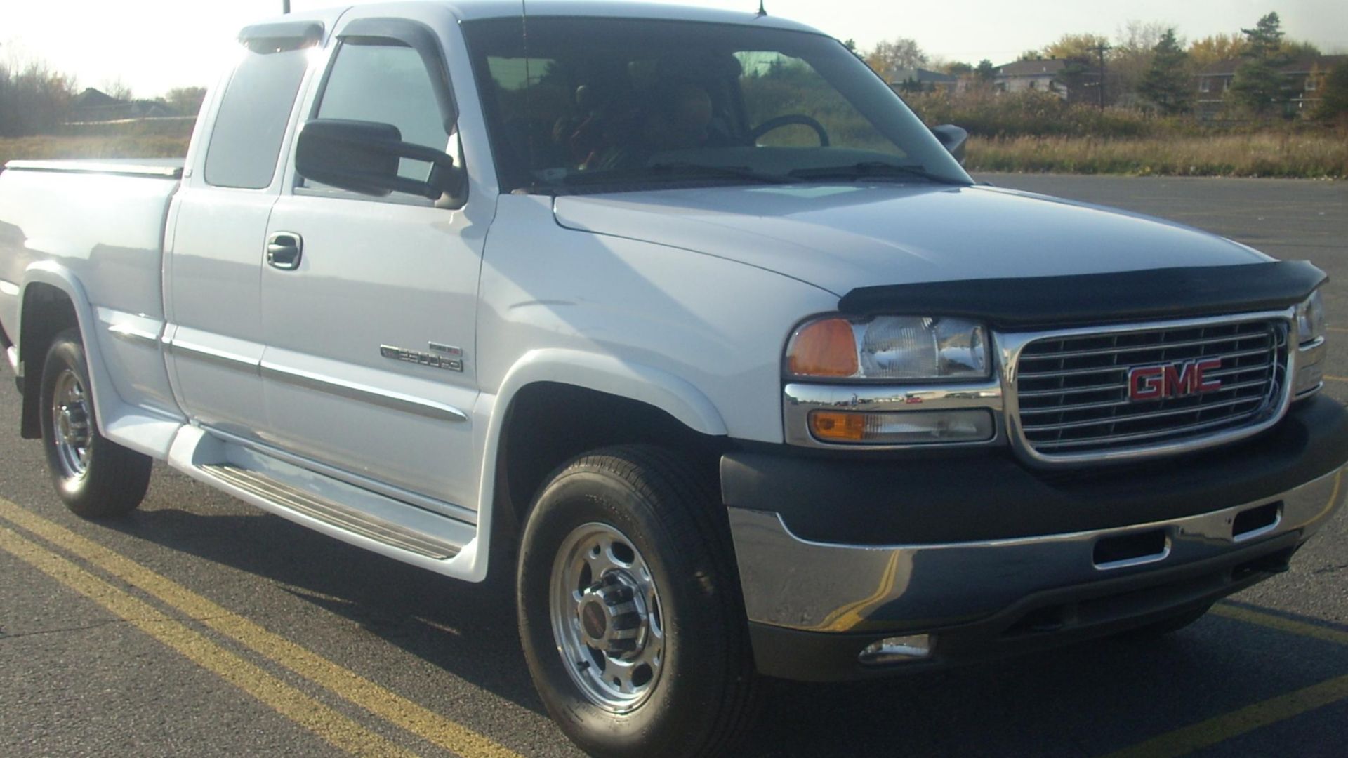File:GMC Sierra 2500HD GMT800.JPG