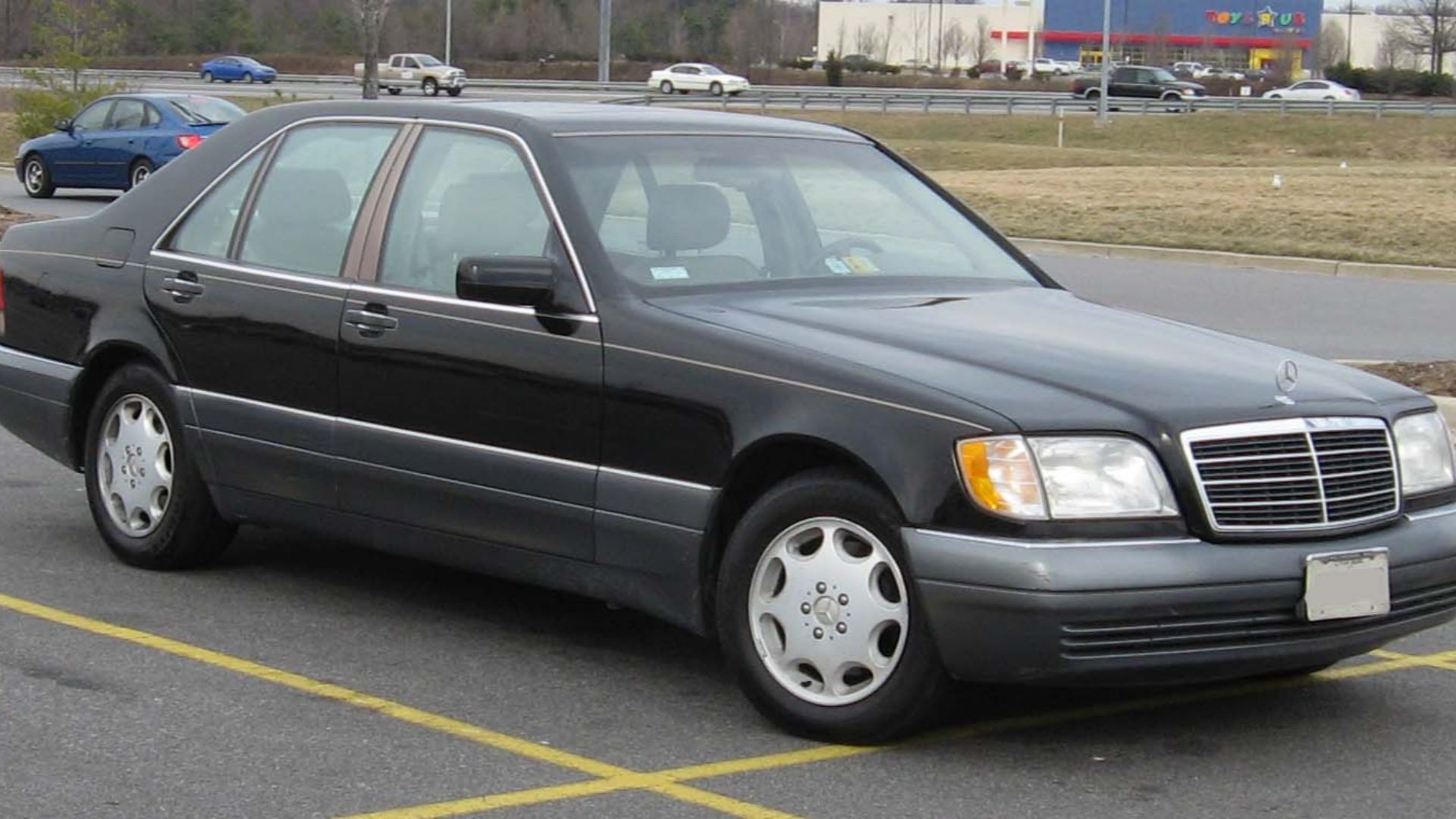 File:Mercedes-Benz S-Class W140.jpg