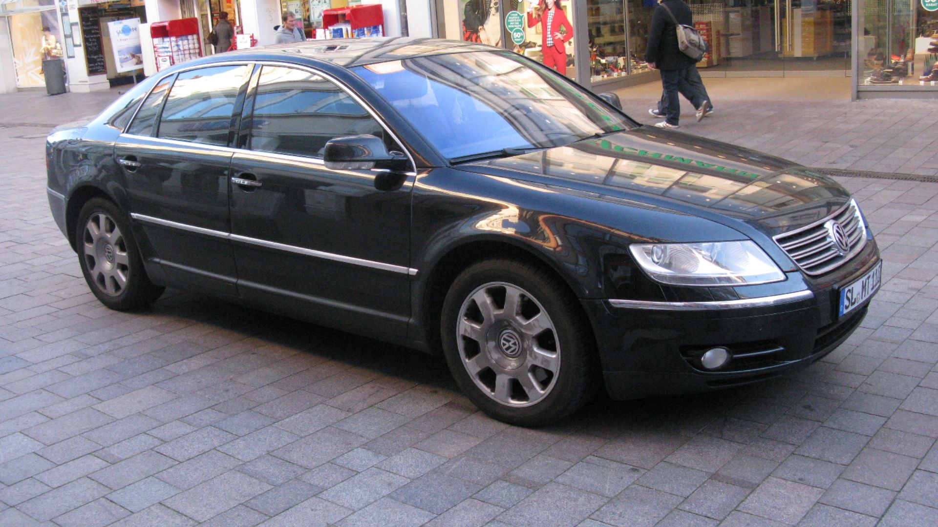 File:Volkswagen Phaeton (10859721775).jpg
