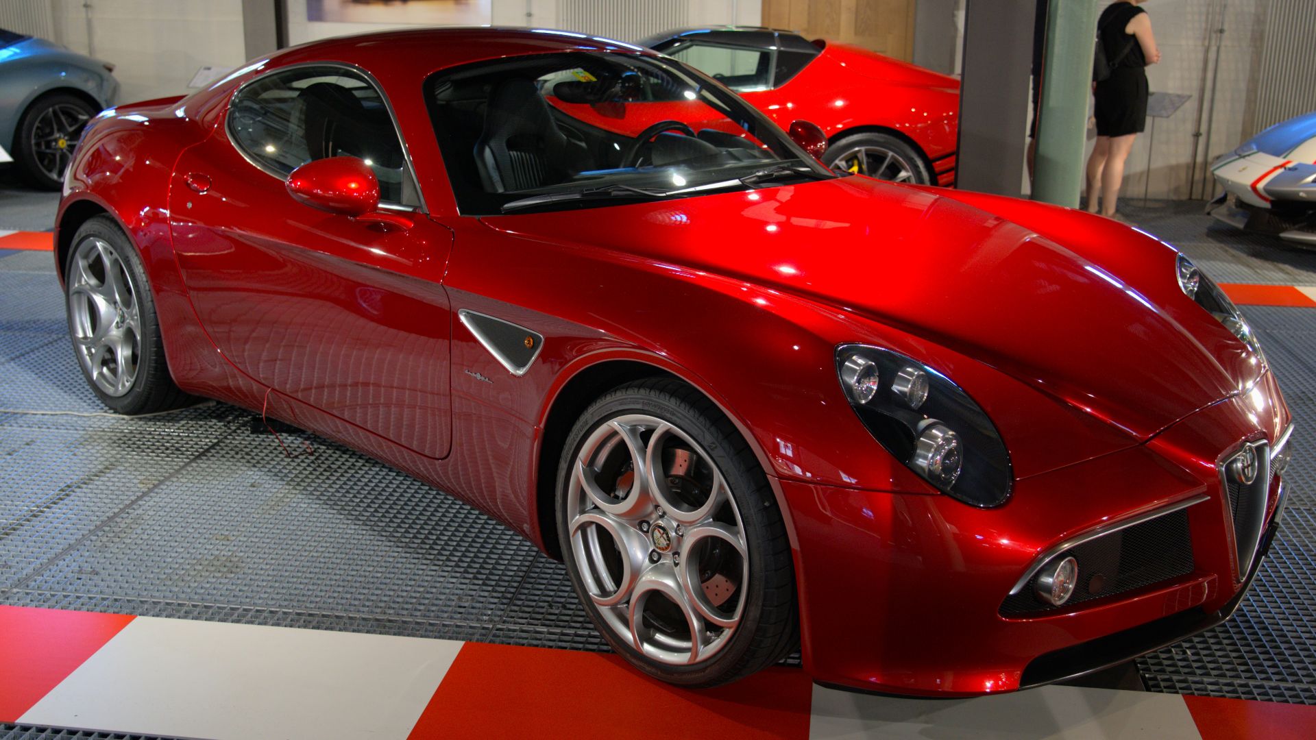 File:2010 Alfa Romeo 8C Competizione Autobau.jpg