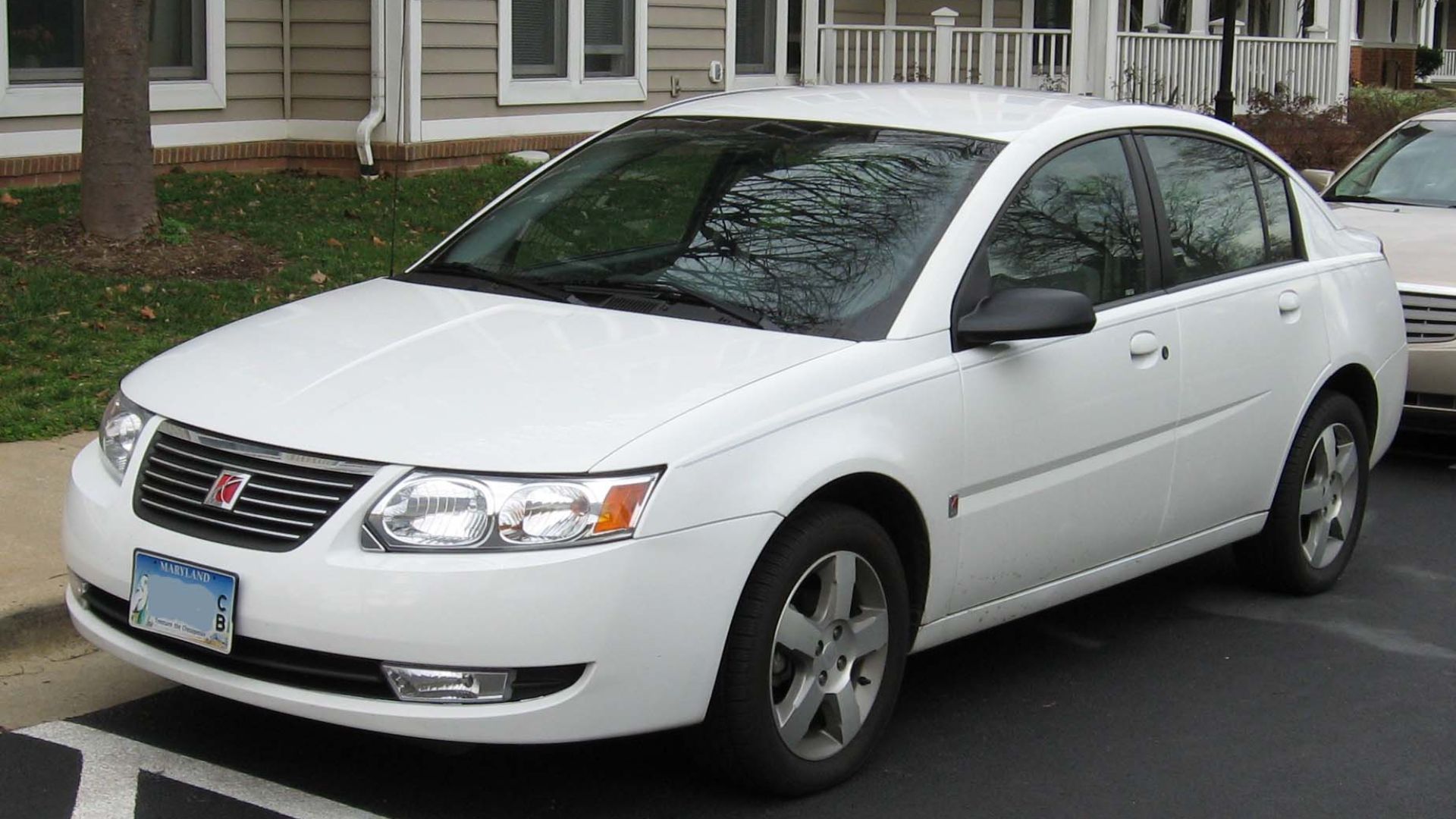 File:2005-Saturn-Ion-2.jpg