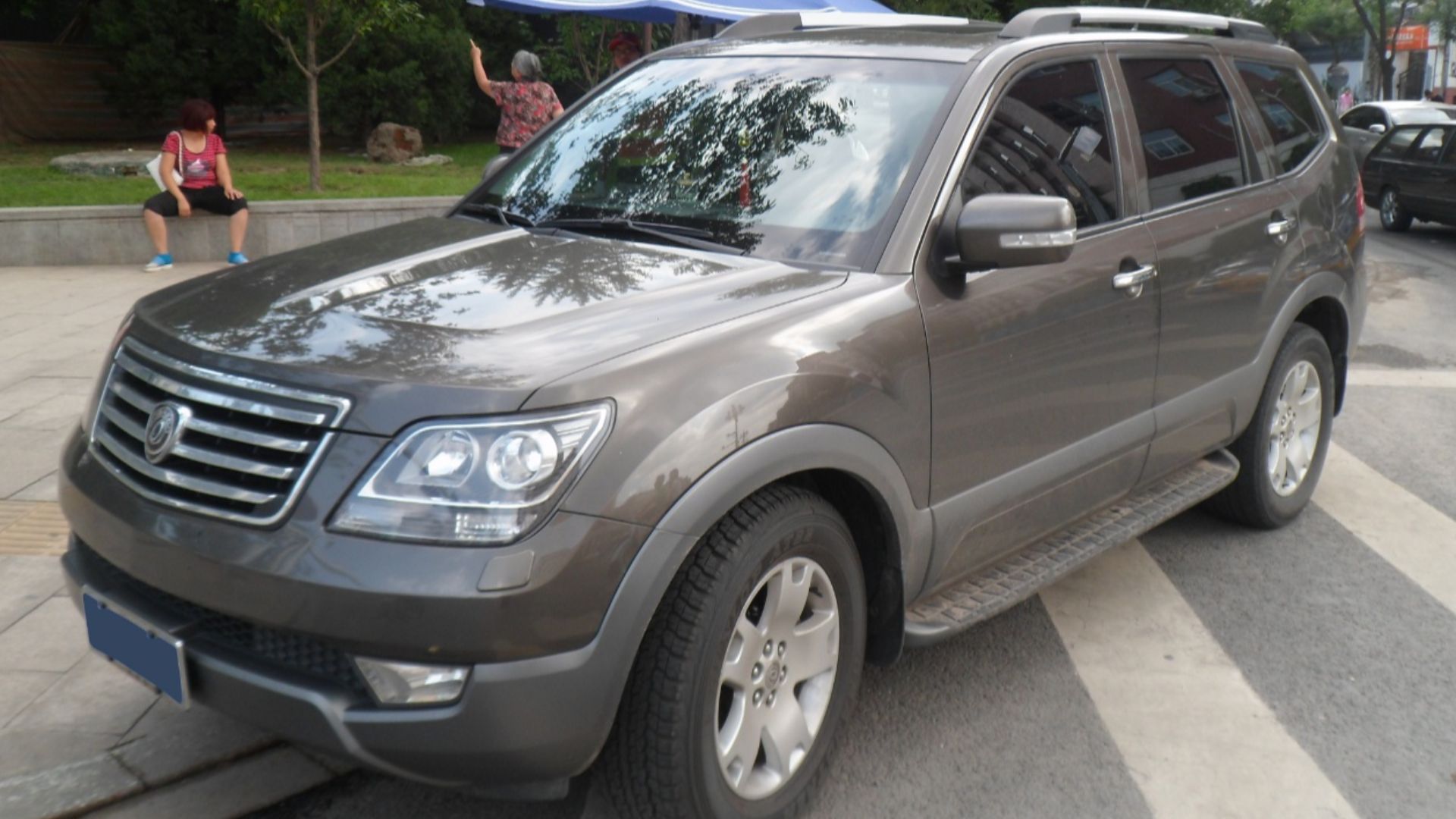 File:Kia Borrego China 2012-08-04.JPG