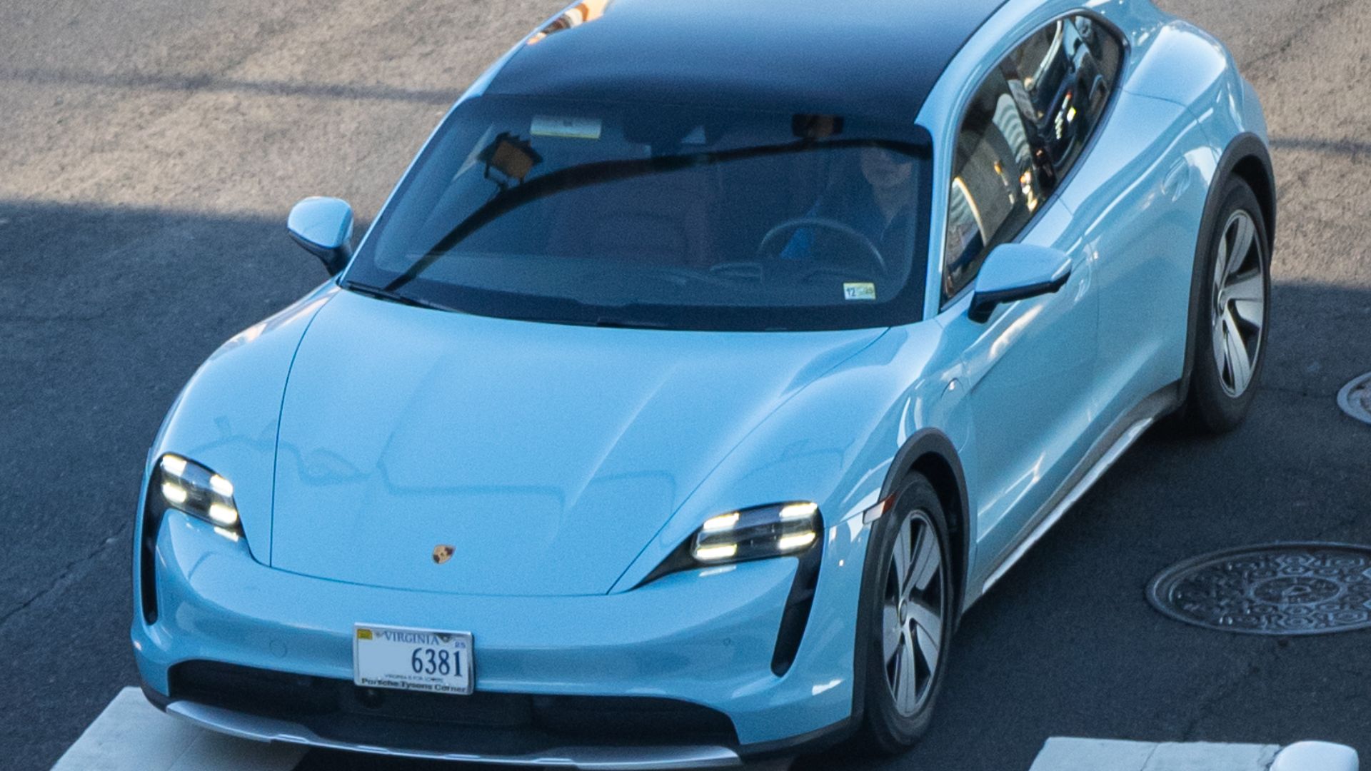 File:Porsche Taycan Cross Turismo Washington DC Metro Area, USA (1).jpg