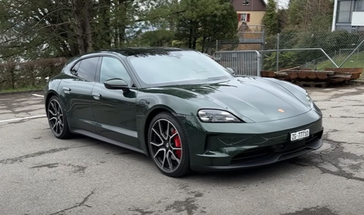 [Removed: Taycan Sport Turismo]
