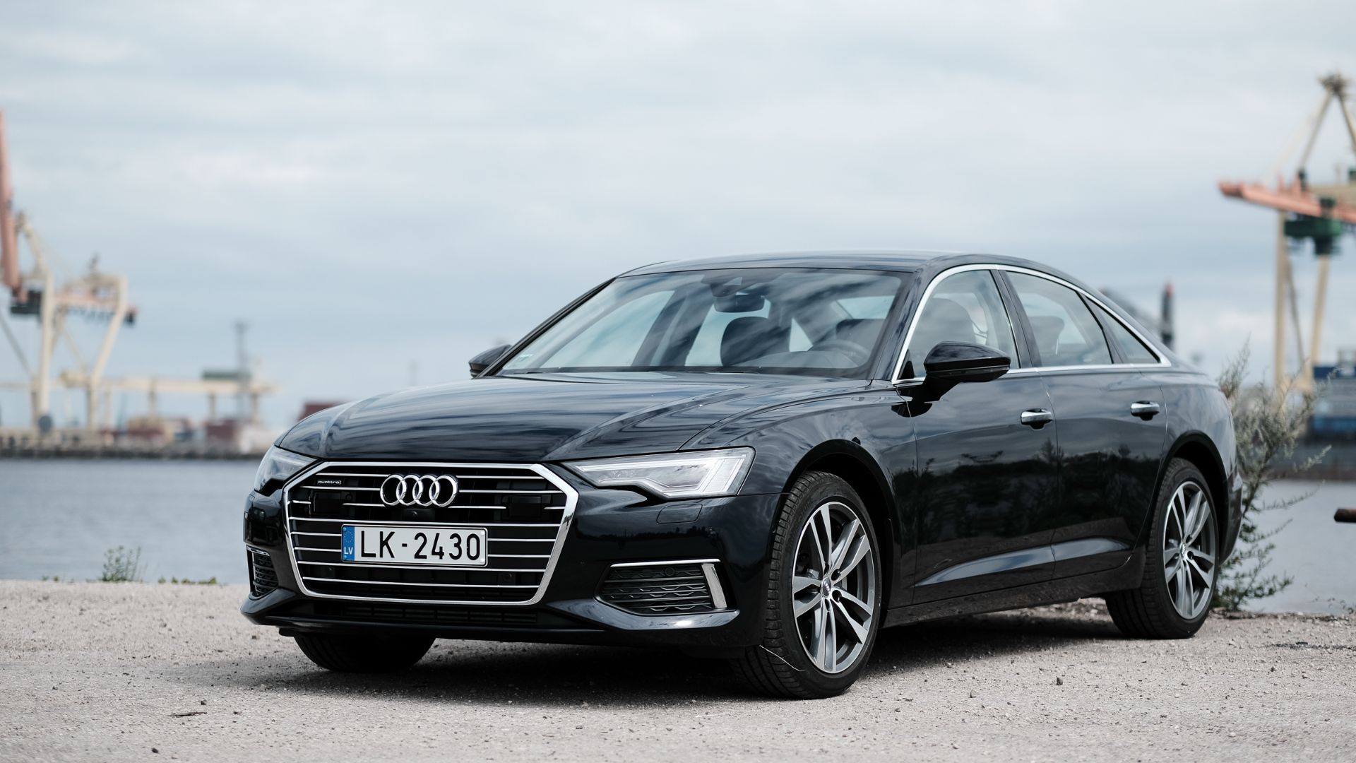 File:Audi A6 2018 (44686504882).jpg
