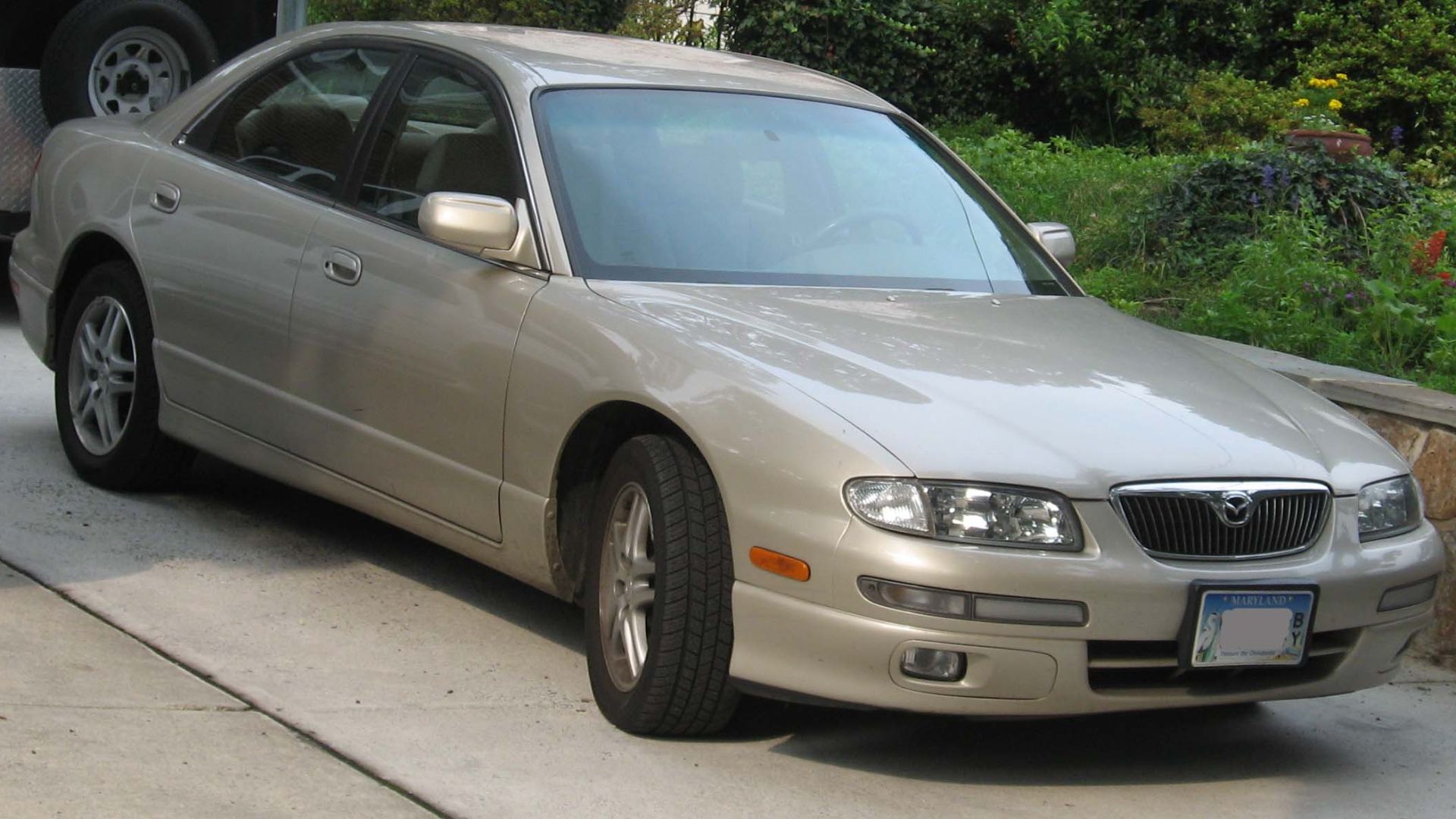 File:93-98 Mazda Millenia.jpg