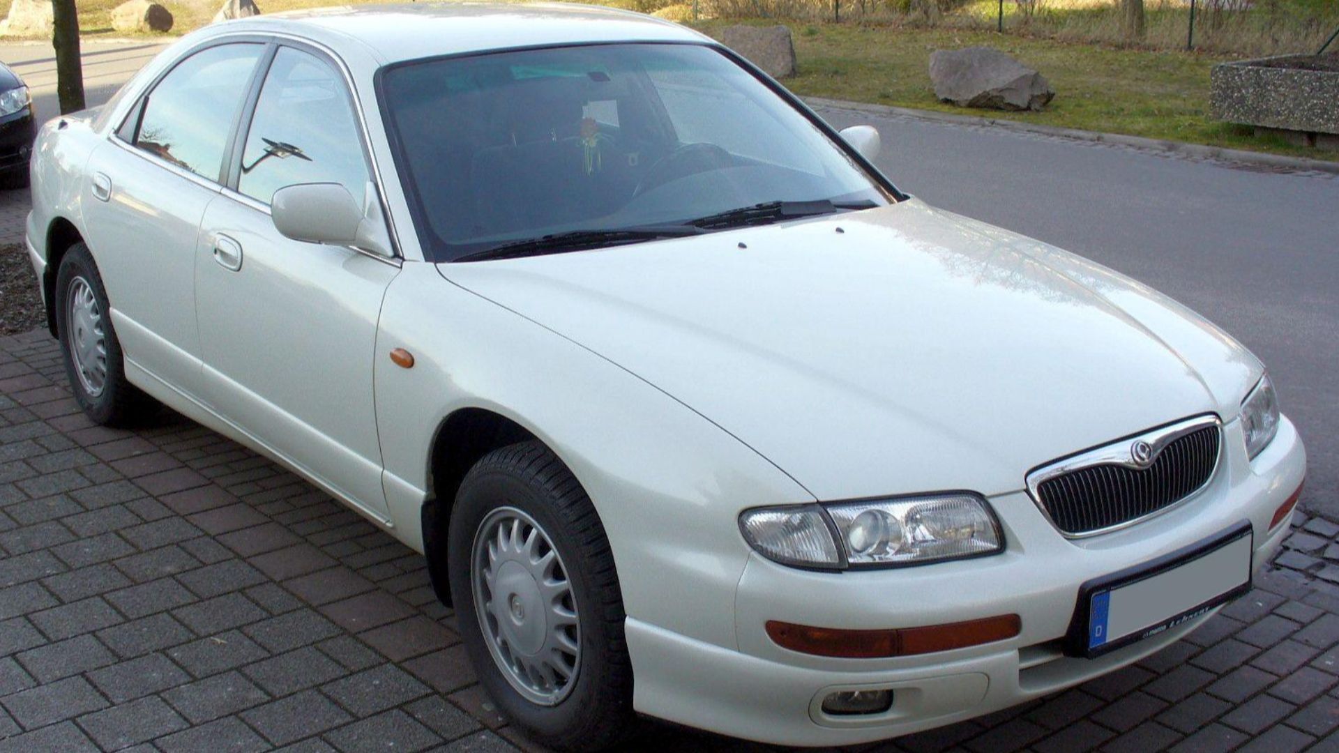 File:Mazda Xedos 9.JPG