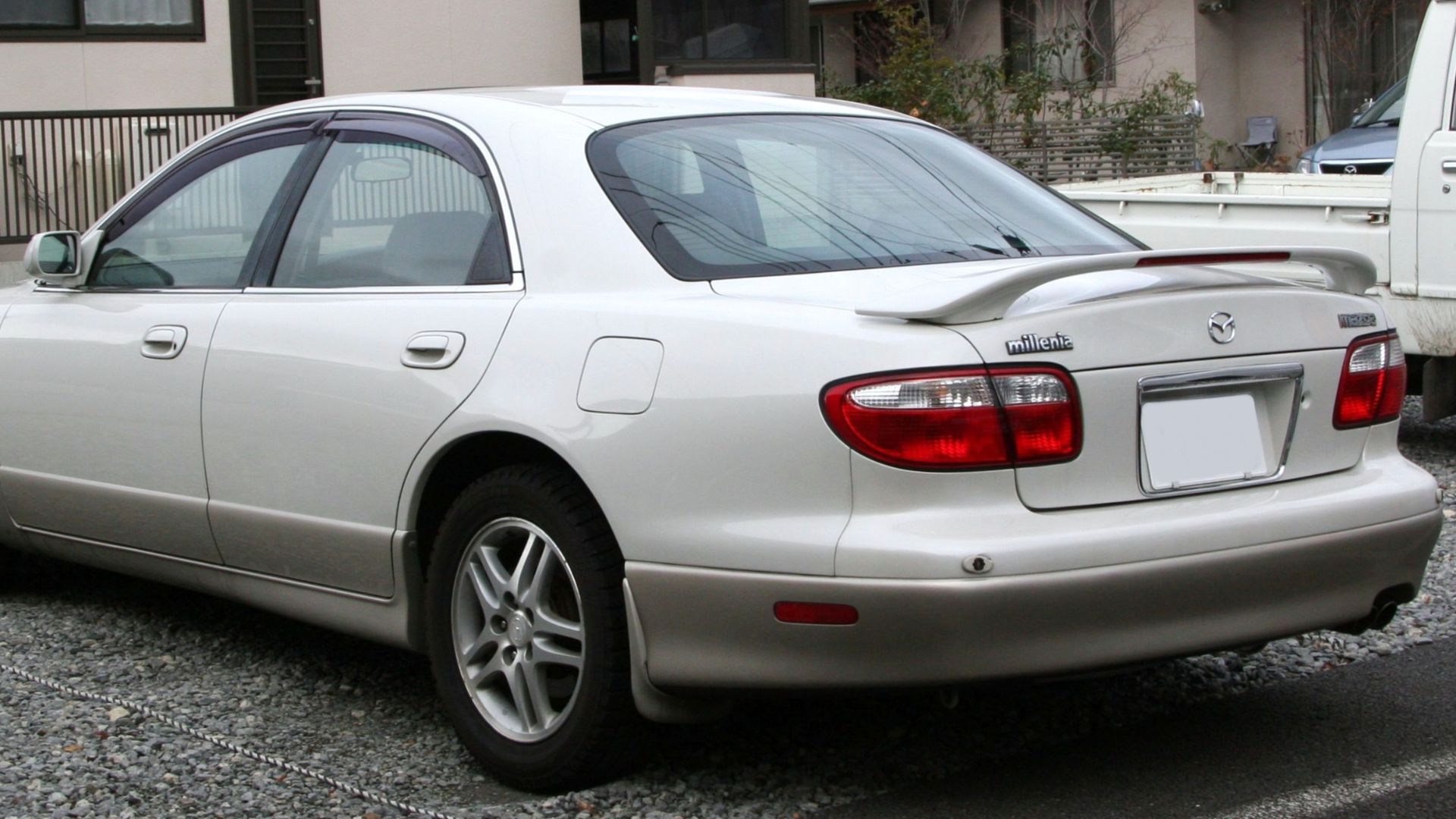 File:1998-2000 Mazda Millenia rear.jpg