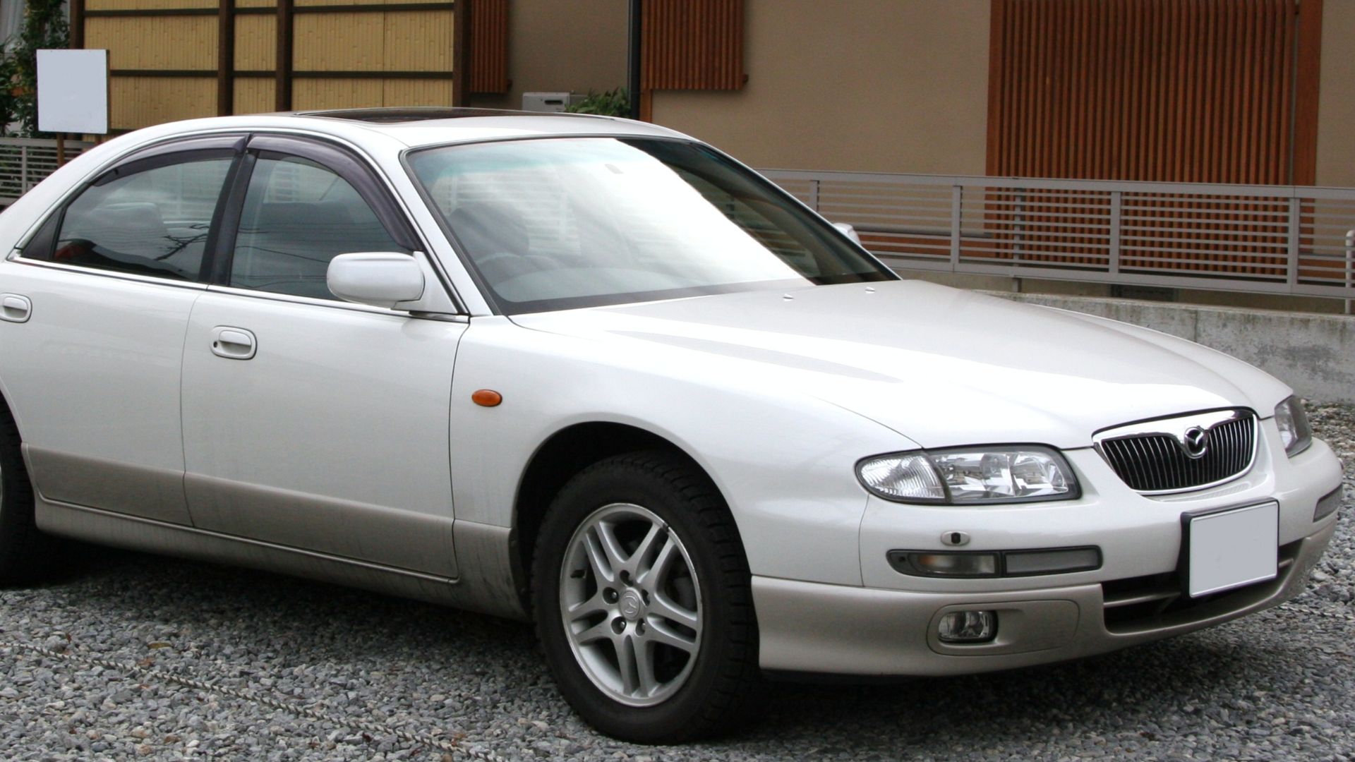 File:1998-2000 Mazda Millenia.jpg