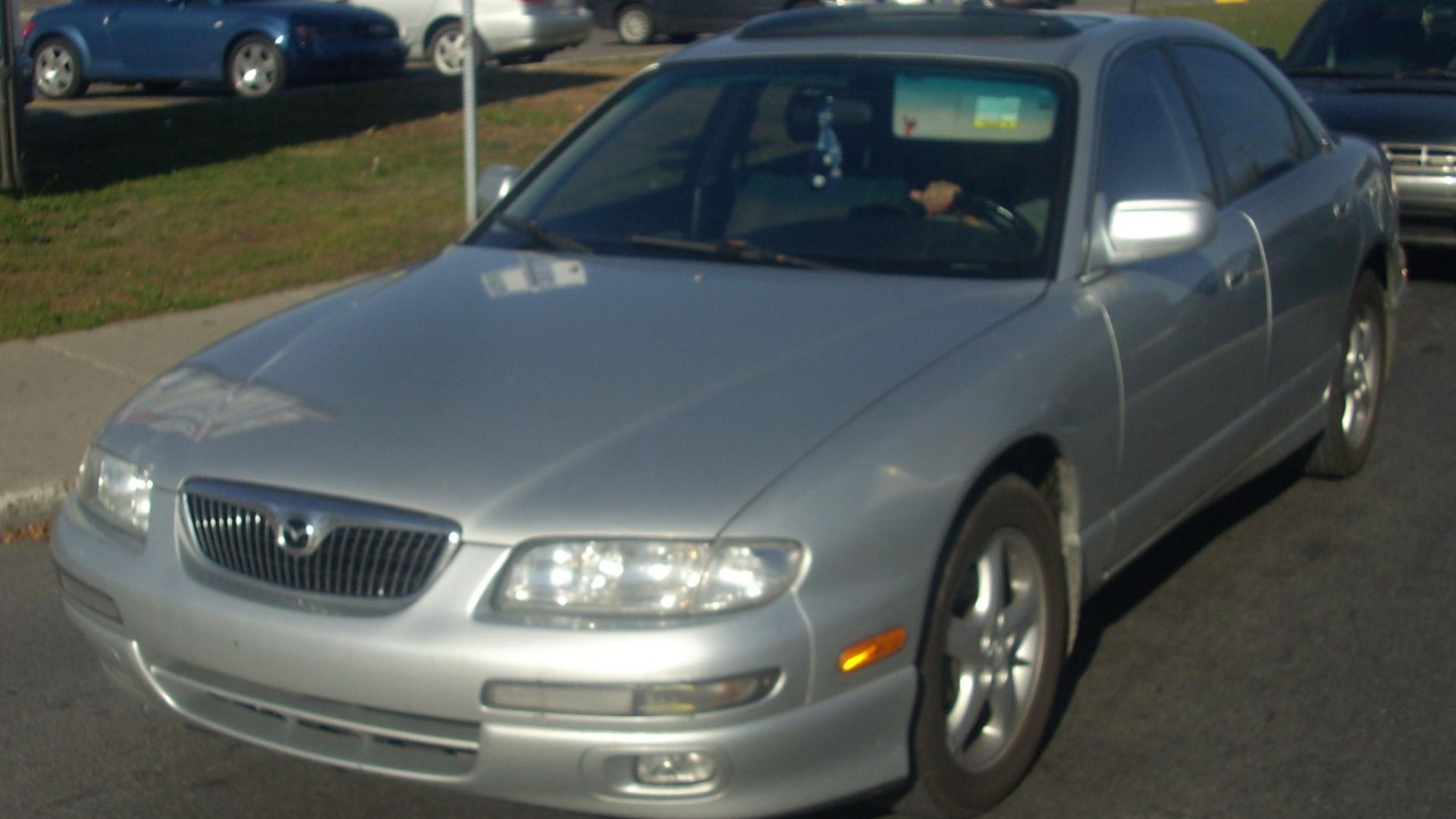 File:'00 Mazda Millenia.JPG