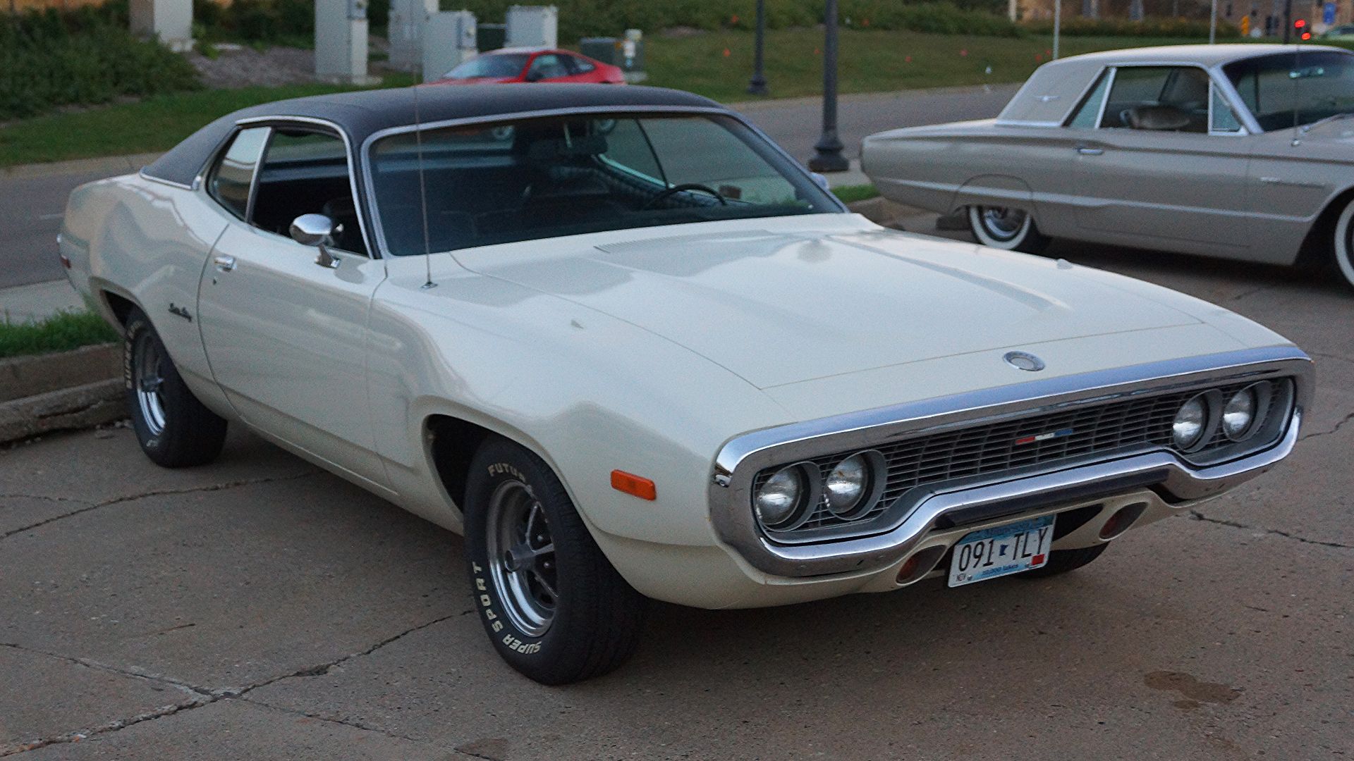 File:1972 Plymouth Satellite Sebring (29414440716).jpg