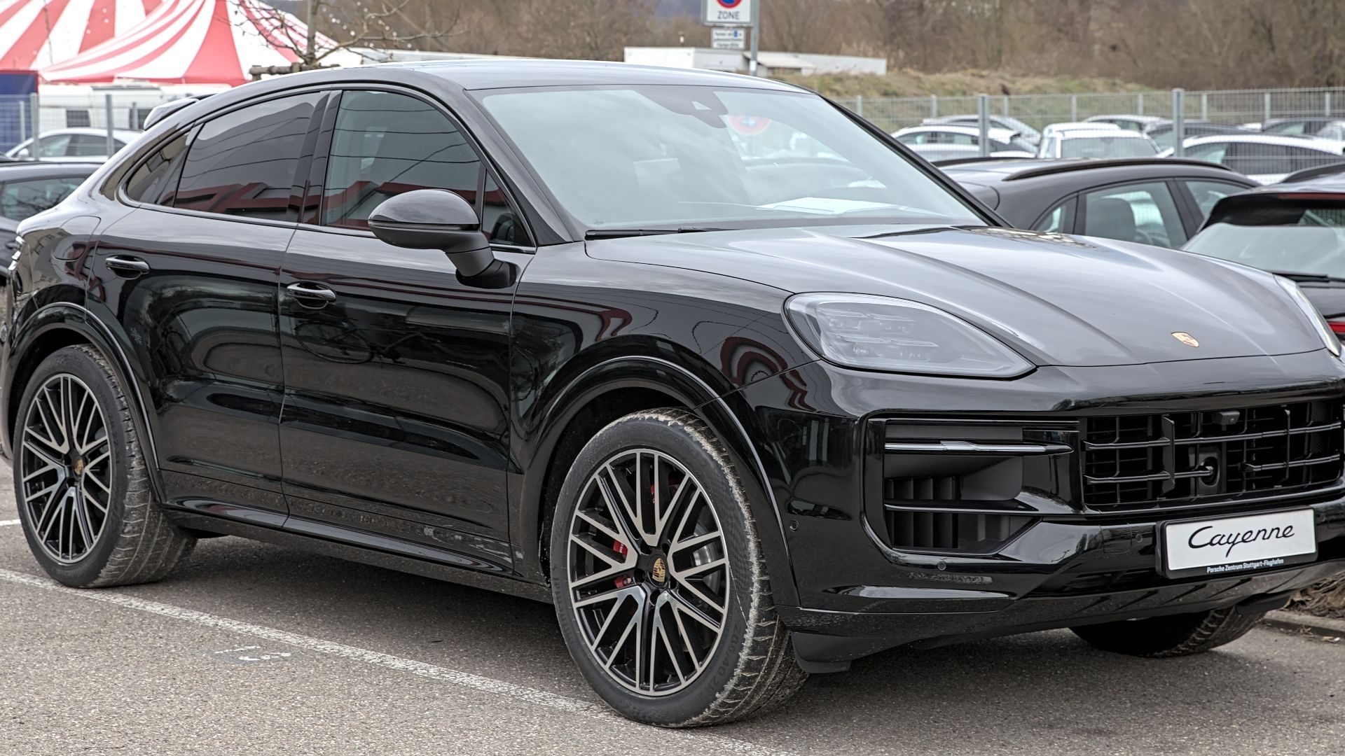File:2023 Porsche Cayenne Coupé S 1X7A1676.jpg
