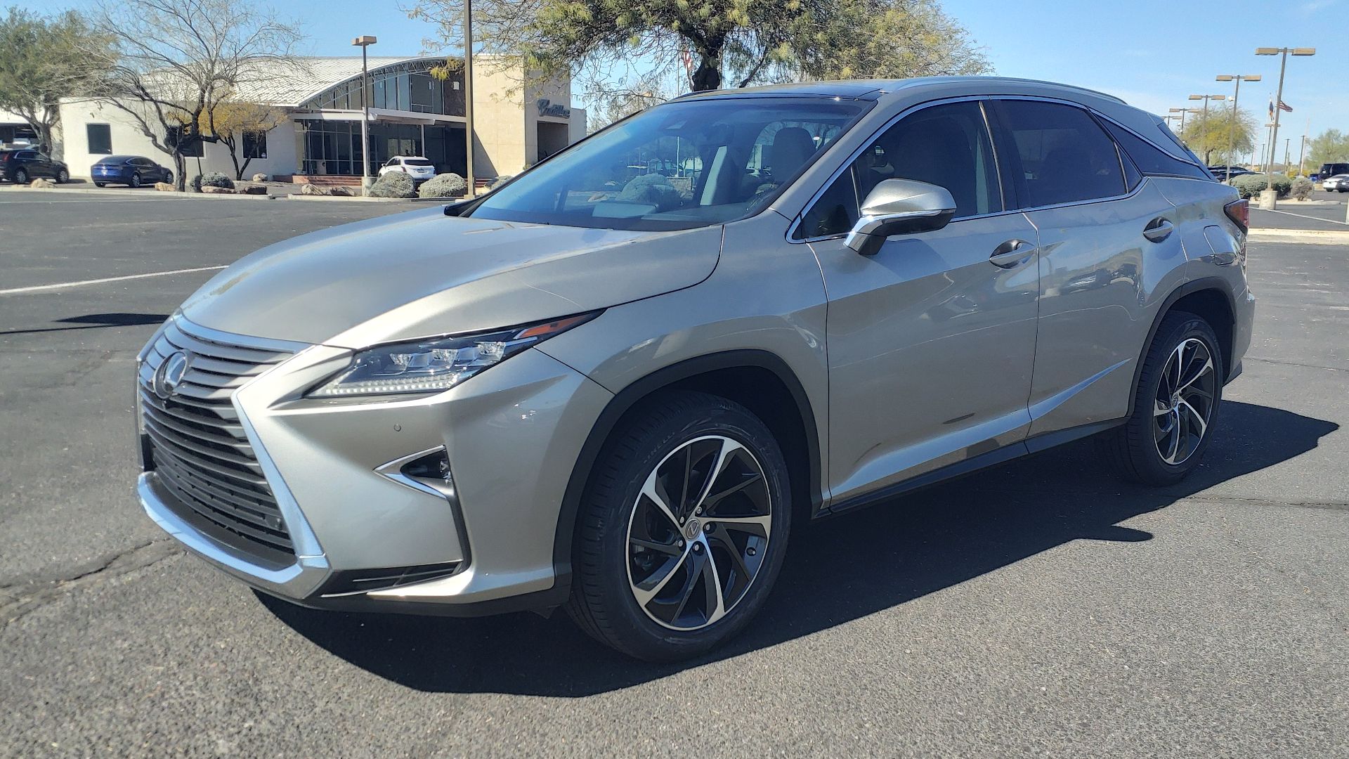 File:17 Lexus RX 350 Base.jpg