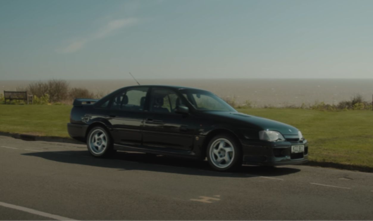 Lotus Carlton