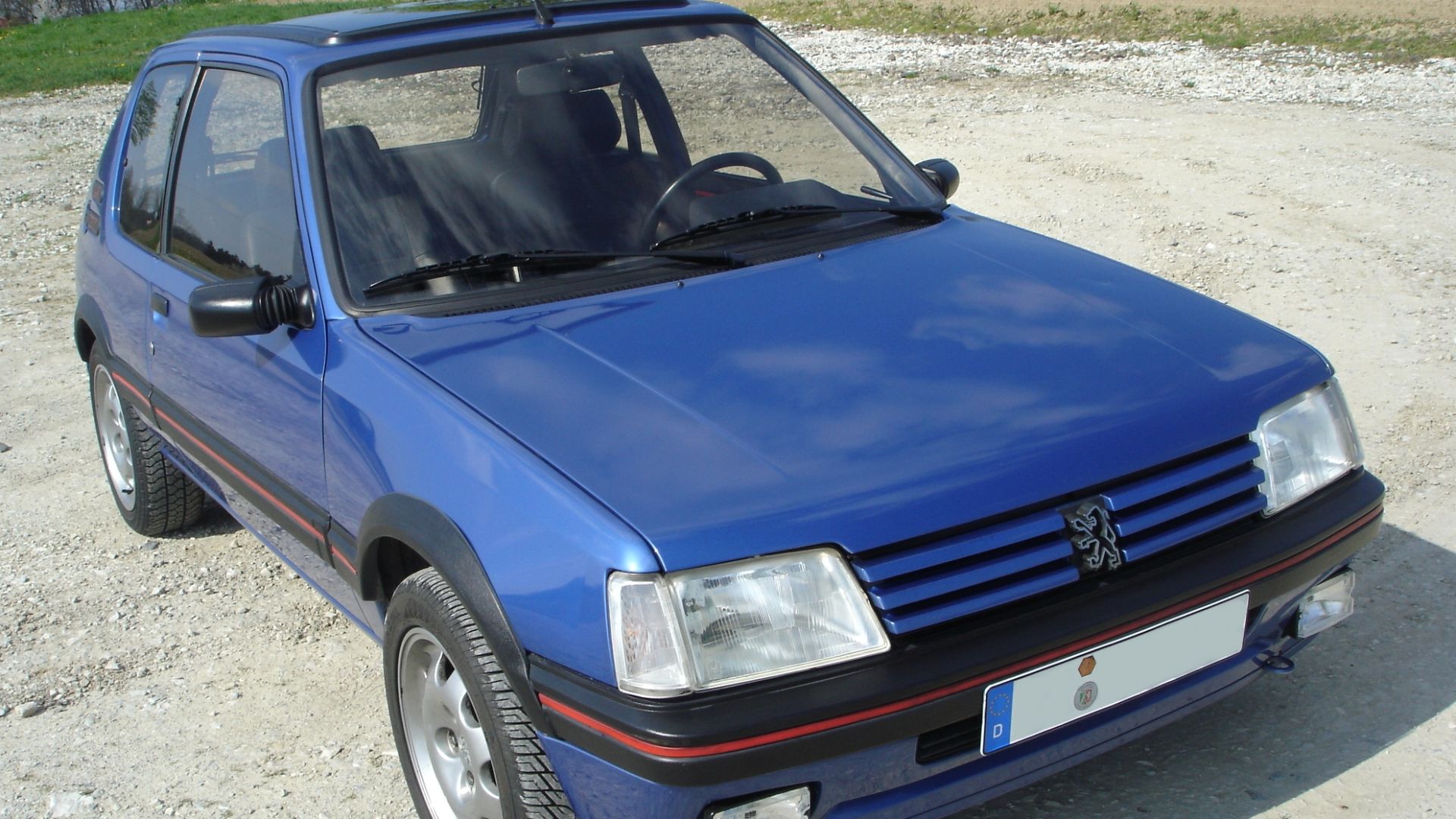 File:Pug205gti vorn.jpg