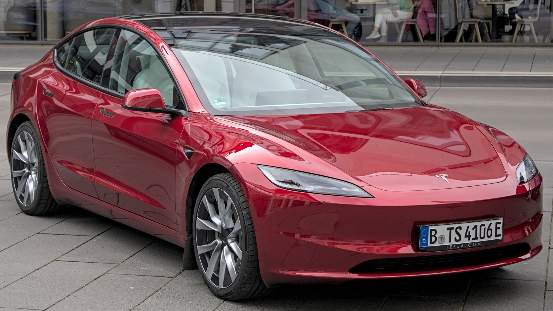 File:Tesla Model 3 (2023) Autofrühling Ulm IMG 9282.jpg