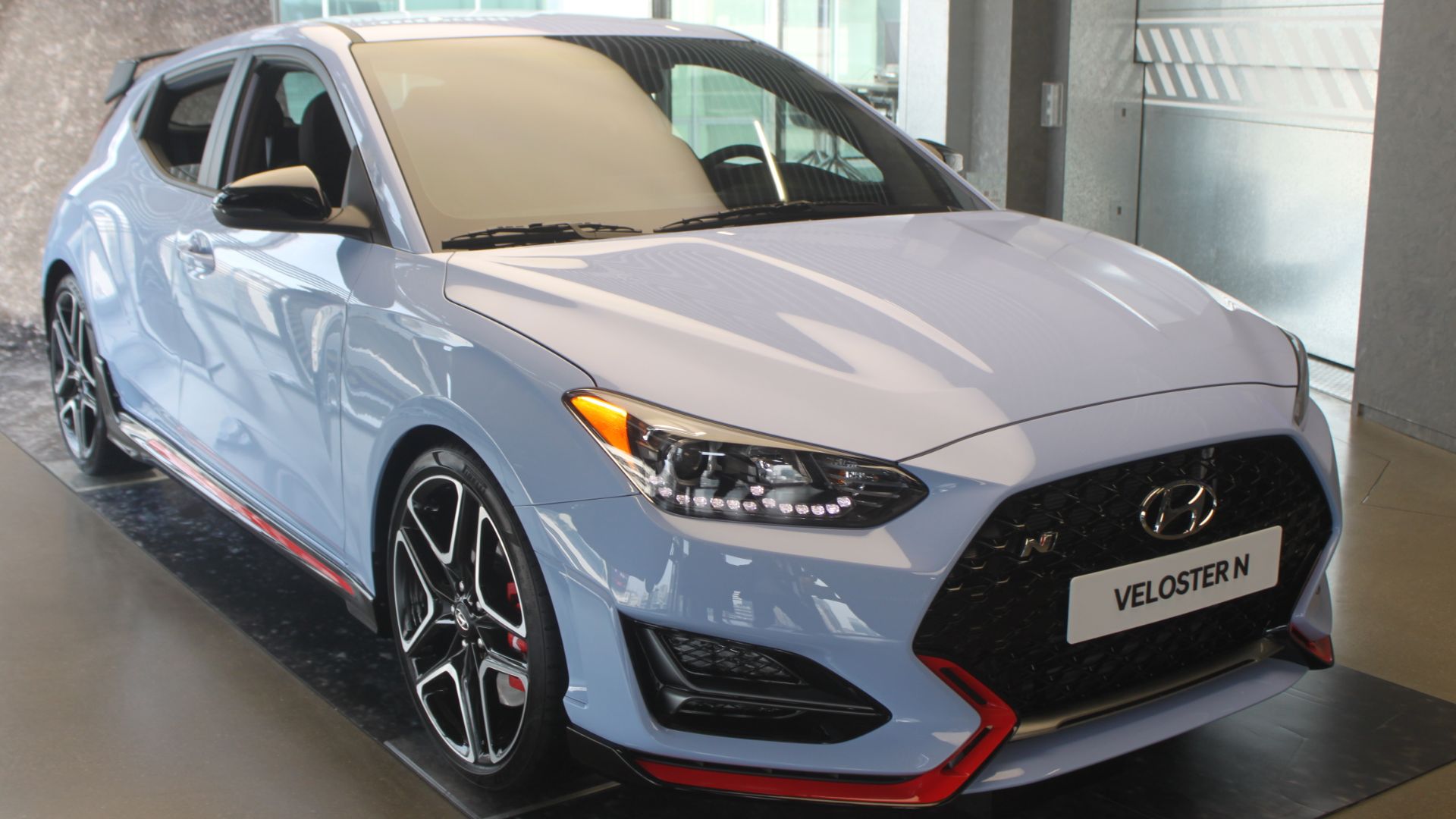 File:Hyundai VELOSTER N Front-Side.jpg