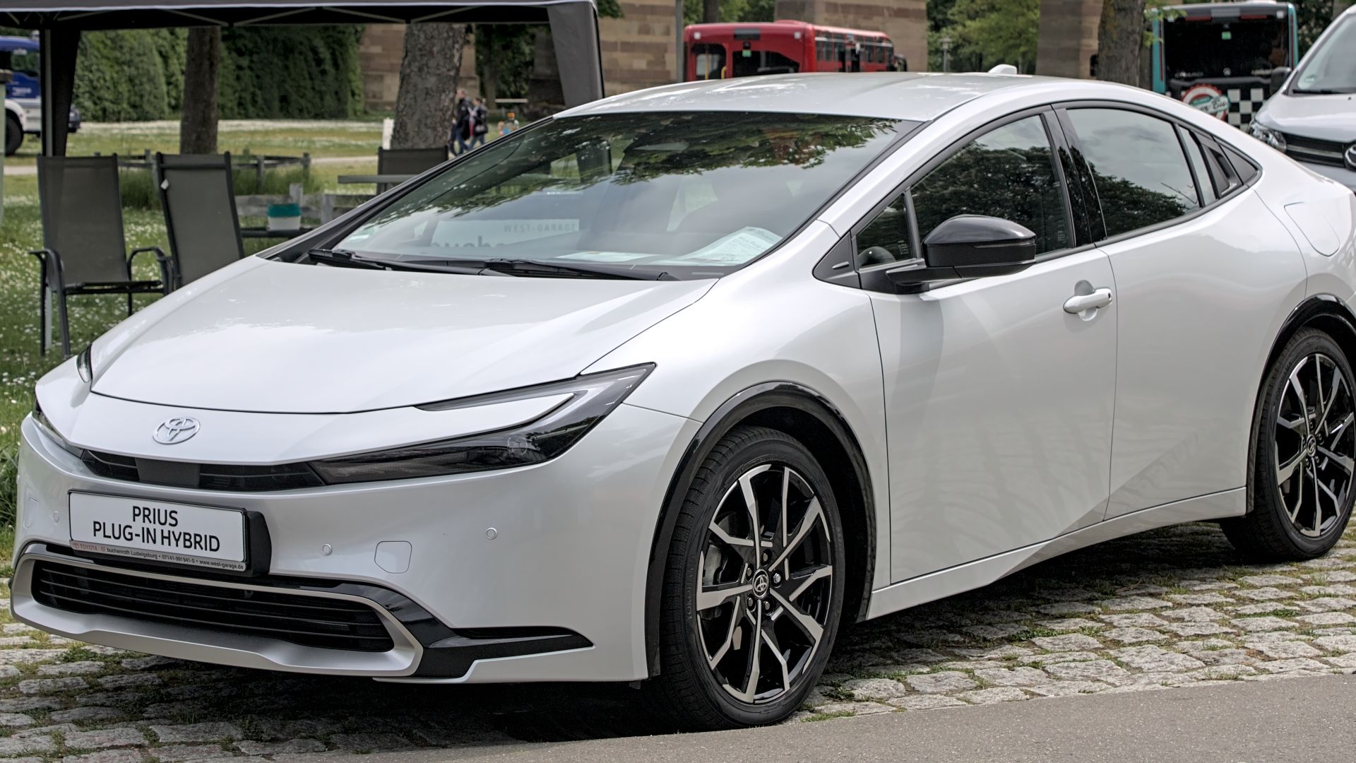 File:Toyota Prius (XW60) Plug-in Hybrid IMG 9905.jpg