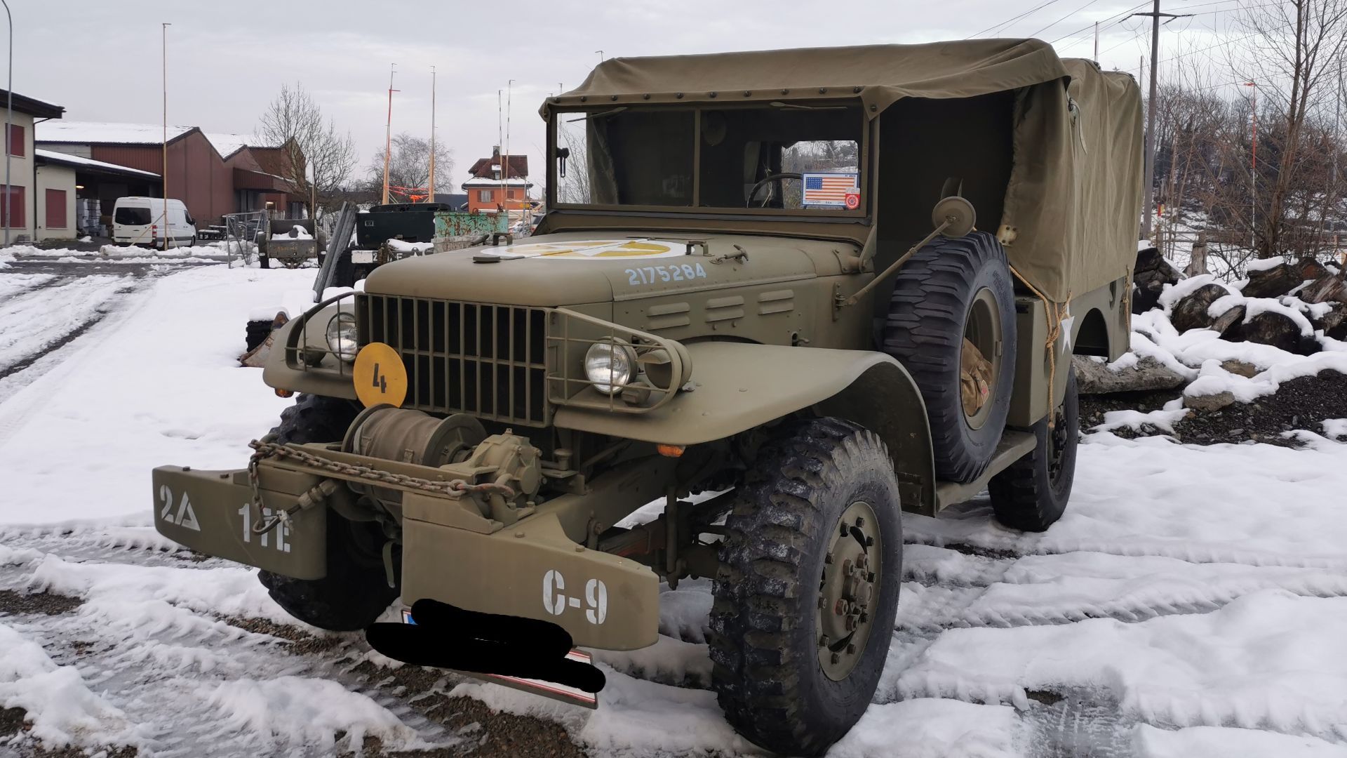 File:Dodge WC 52 Weapons Carrier.jpg
