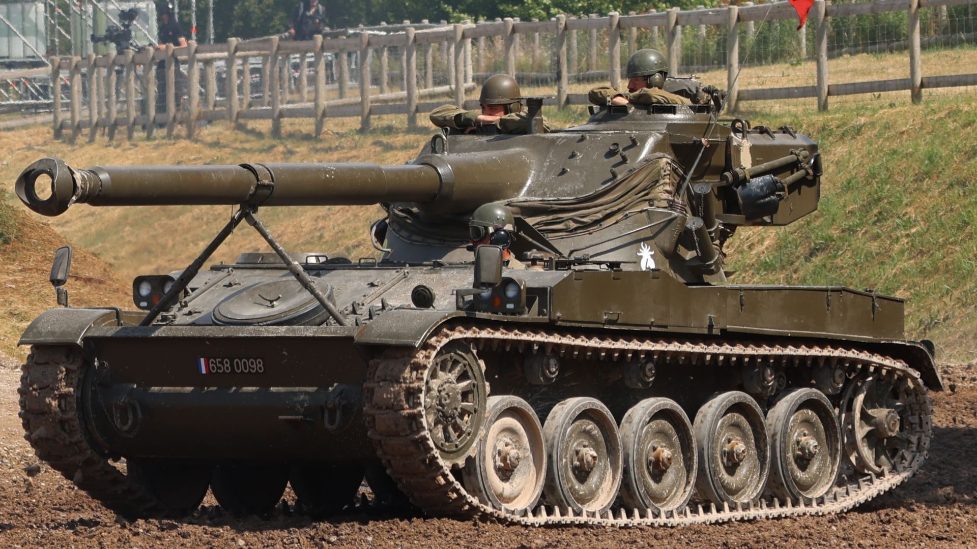 File:Amx-13 tankfest 2023.JPG