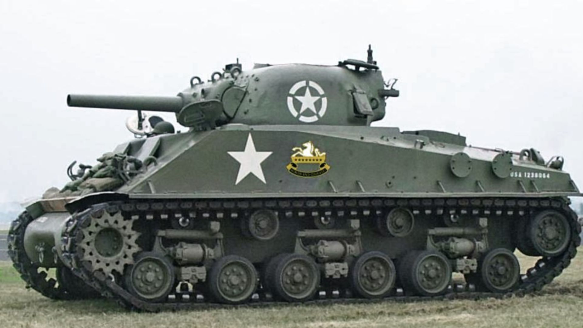 File:Sherman Tank WW2.jpg