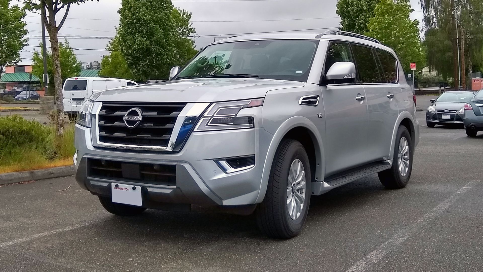 File:2021 Nissan Armada SV (United States) front view.jpg