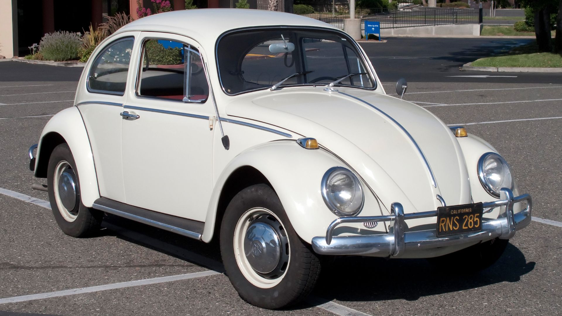 File:VolkswagenBeetle-001.jpg