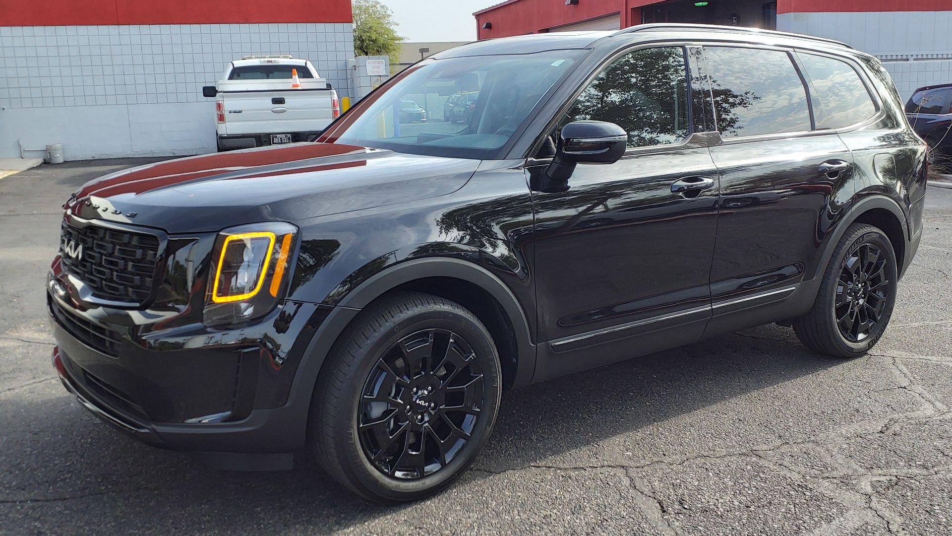 File:22 Kia Telluride EX.jpg