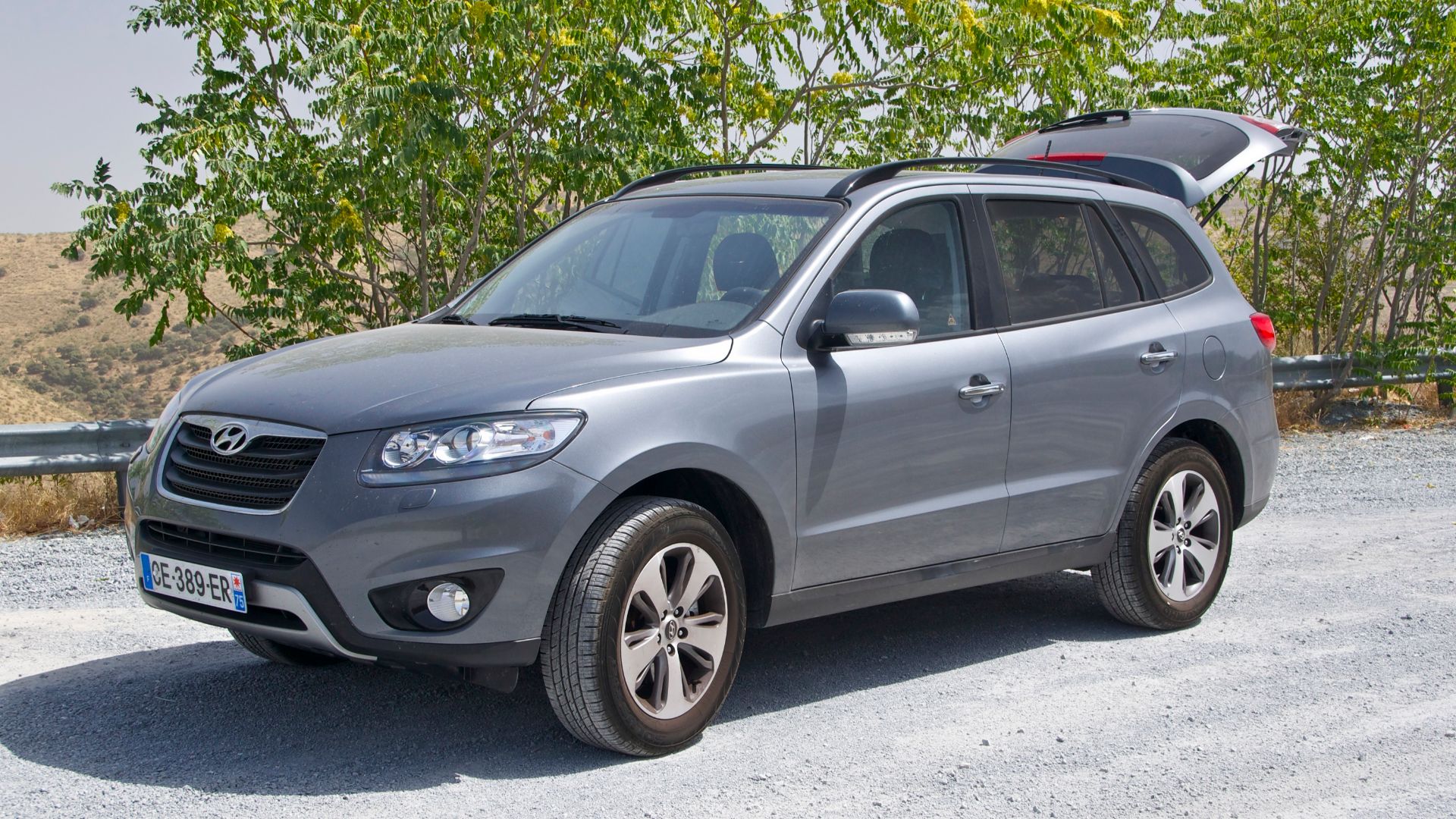 File:Hyundai Santa Fe 1.jpg