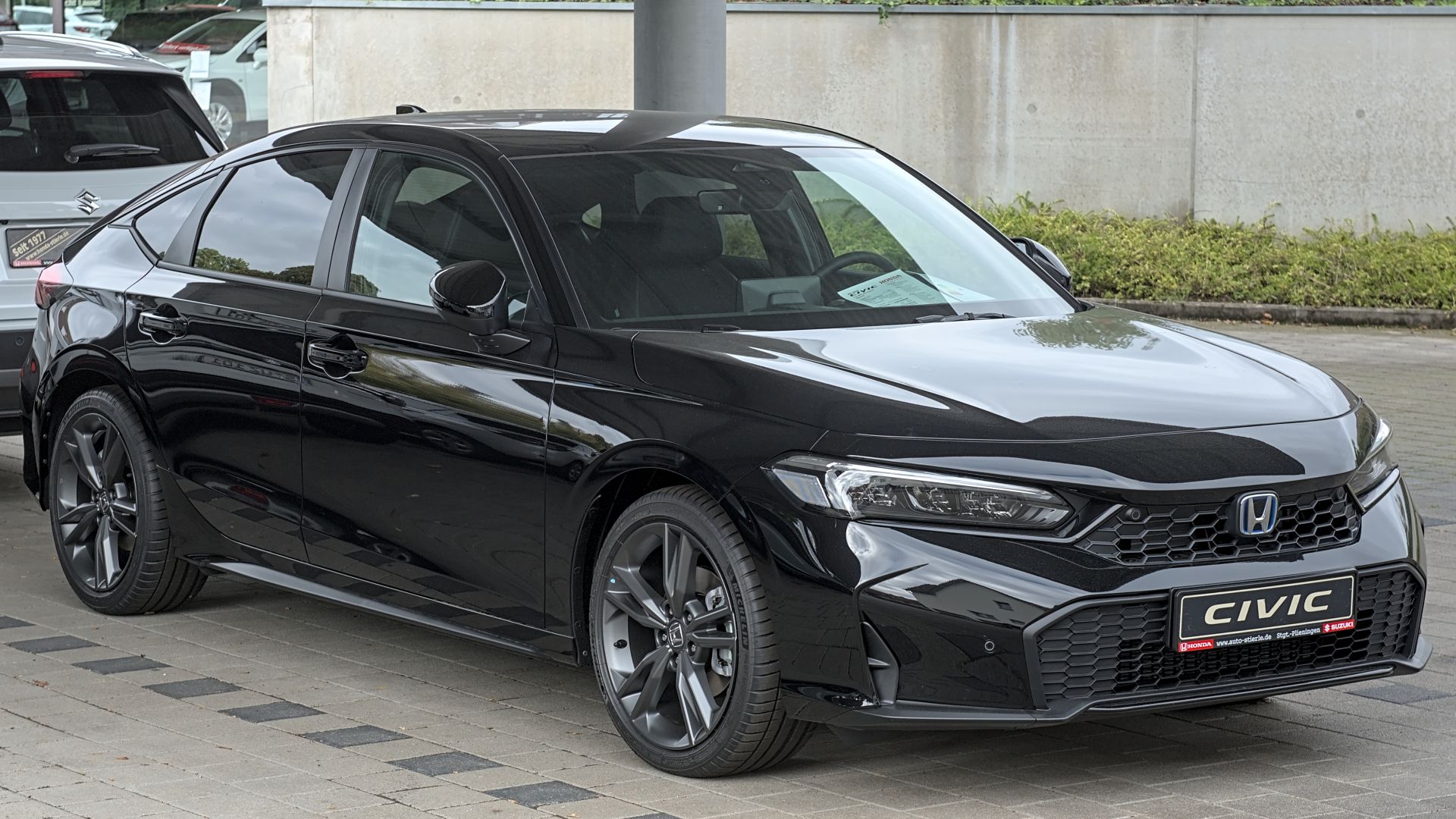 File:2025 Honda Civic Hybrid (Europe) DSC 2727.jpg