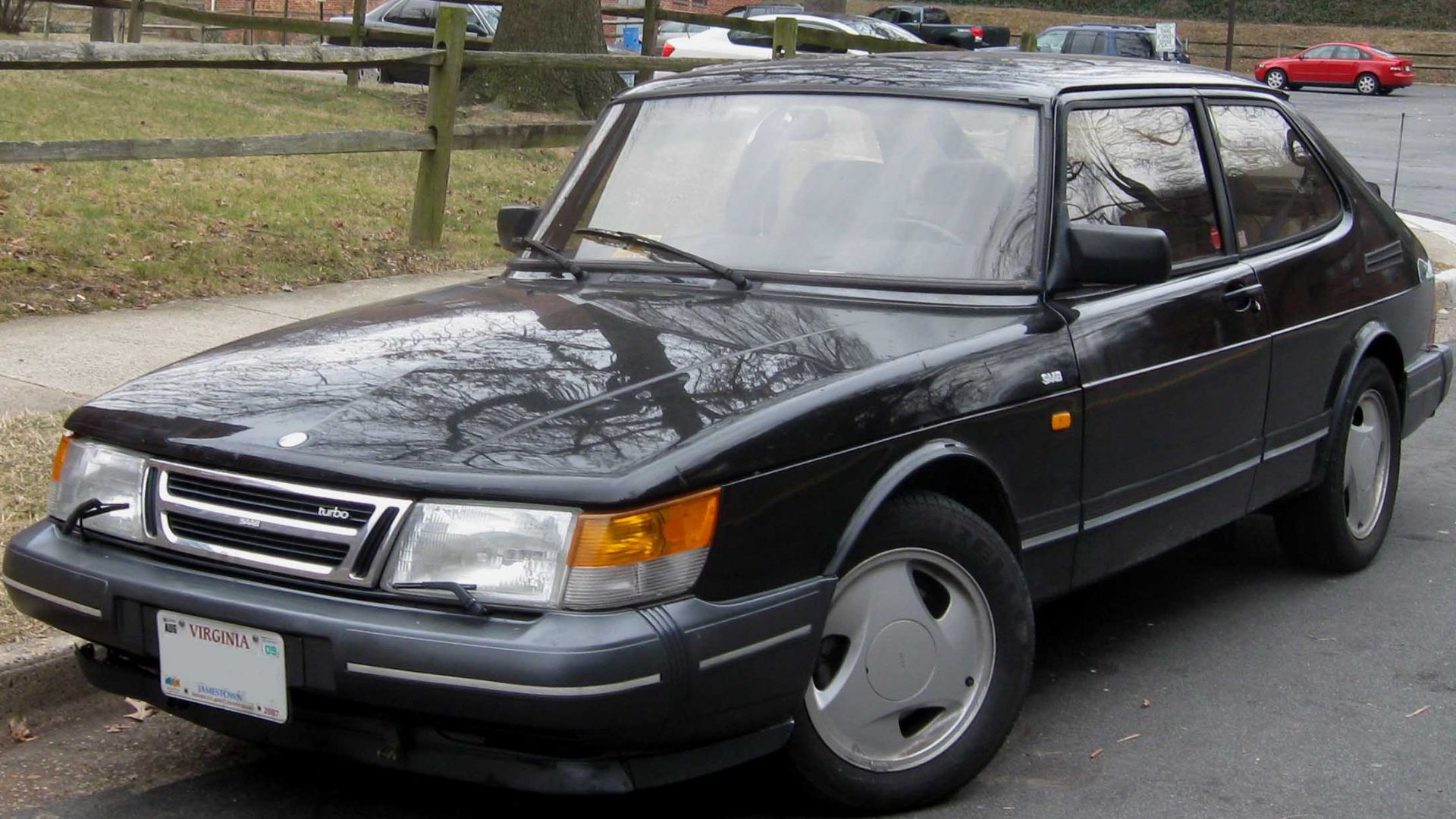 File:Saab 900 3door.jpg