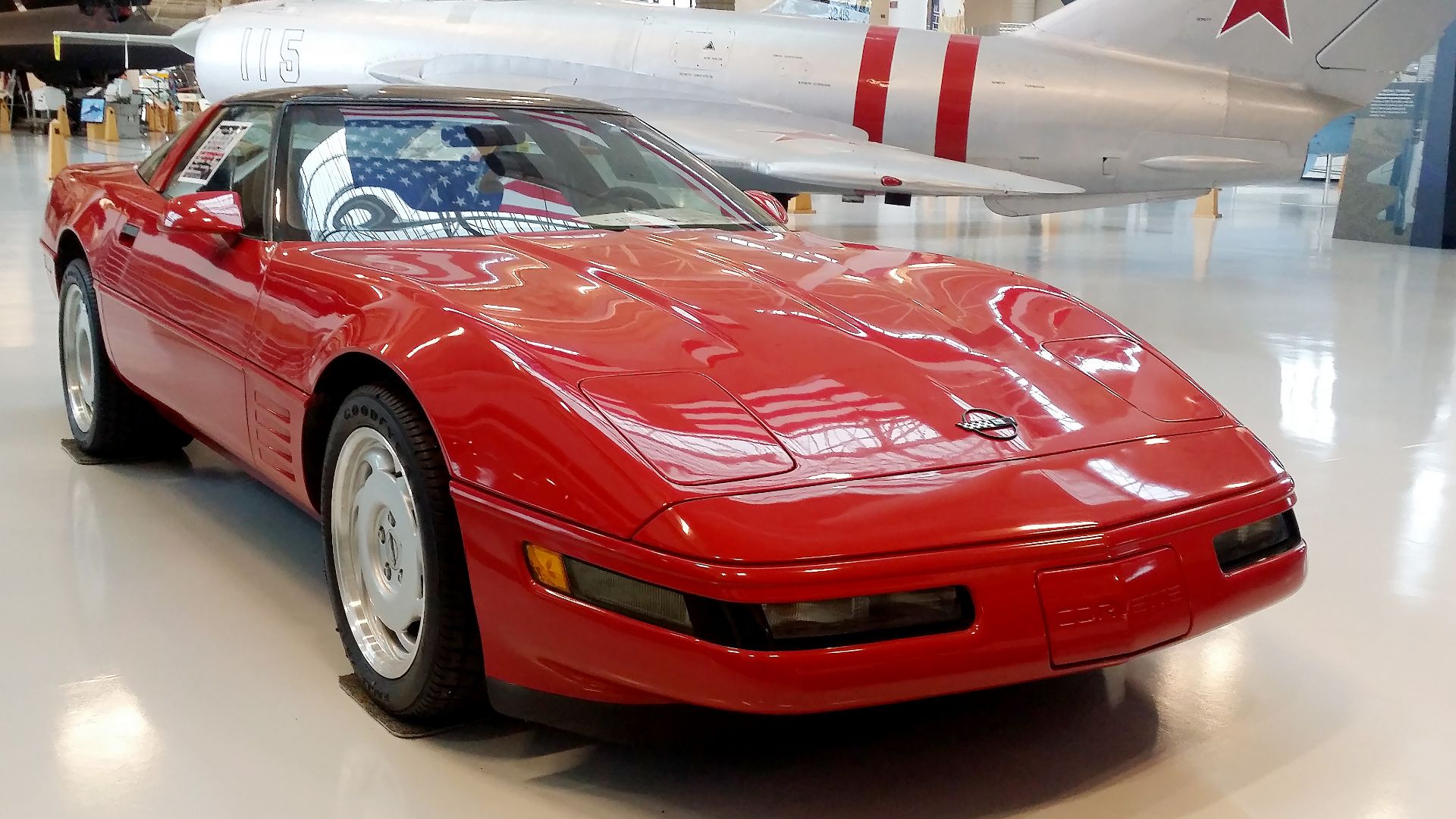 File:1990 Chevrolet Corvette ZR1.jpg